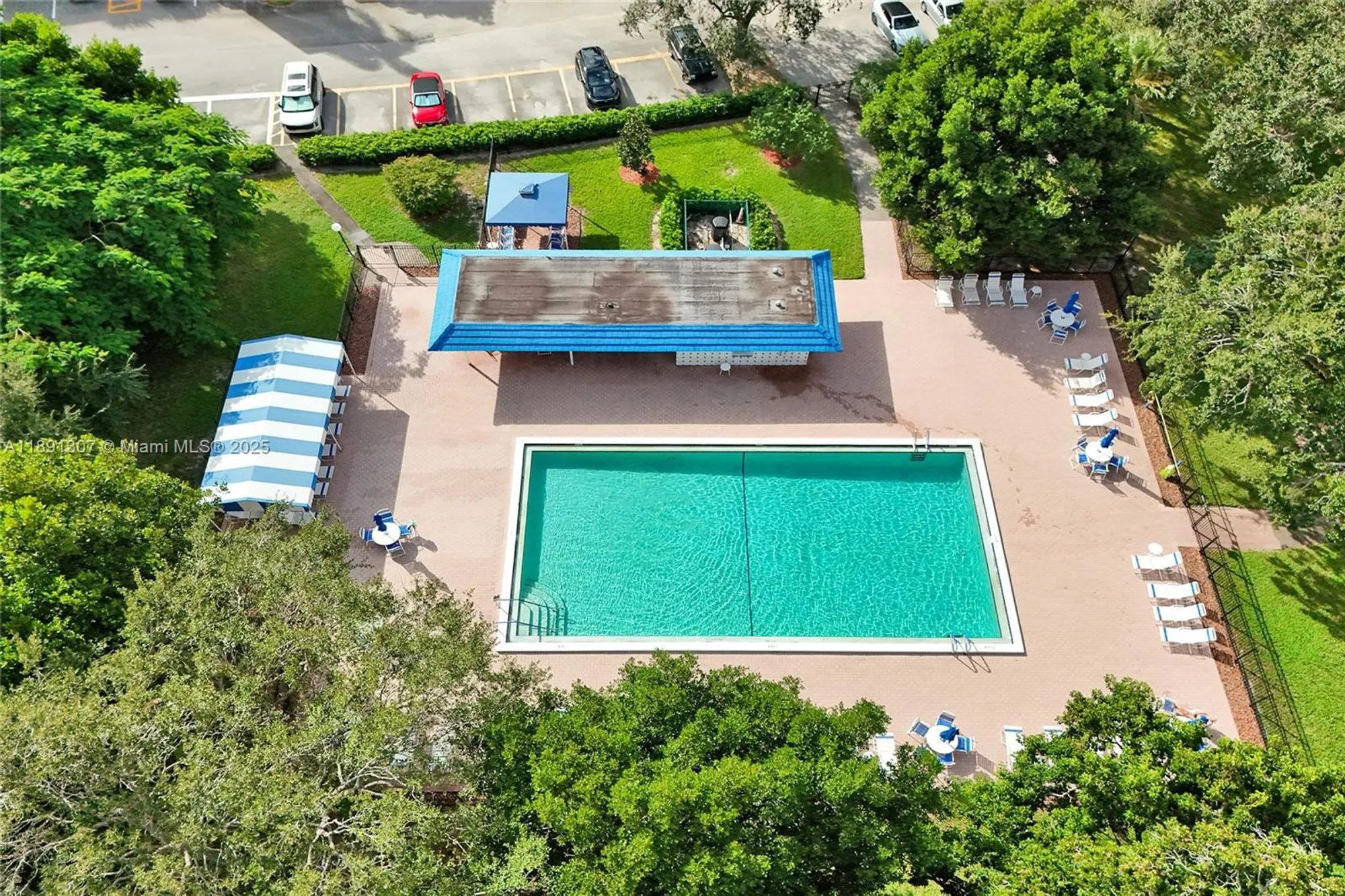 Property Slideshow image 2 of 72 | 3001 portofino isle k2, Coconut Creek, FL, 33066