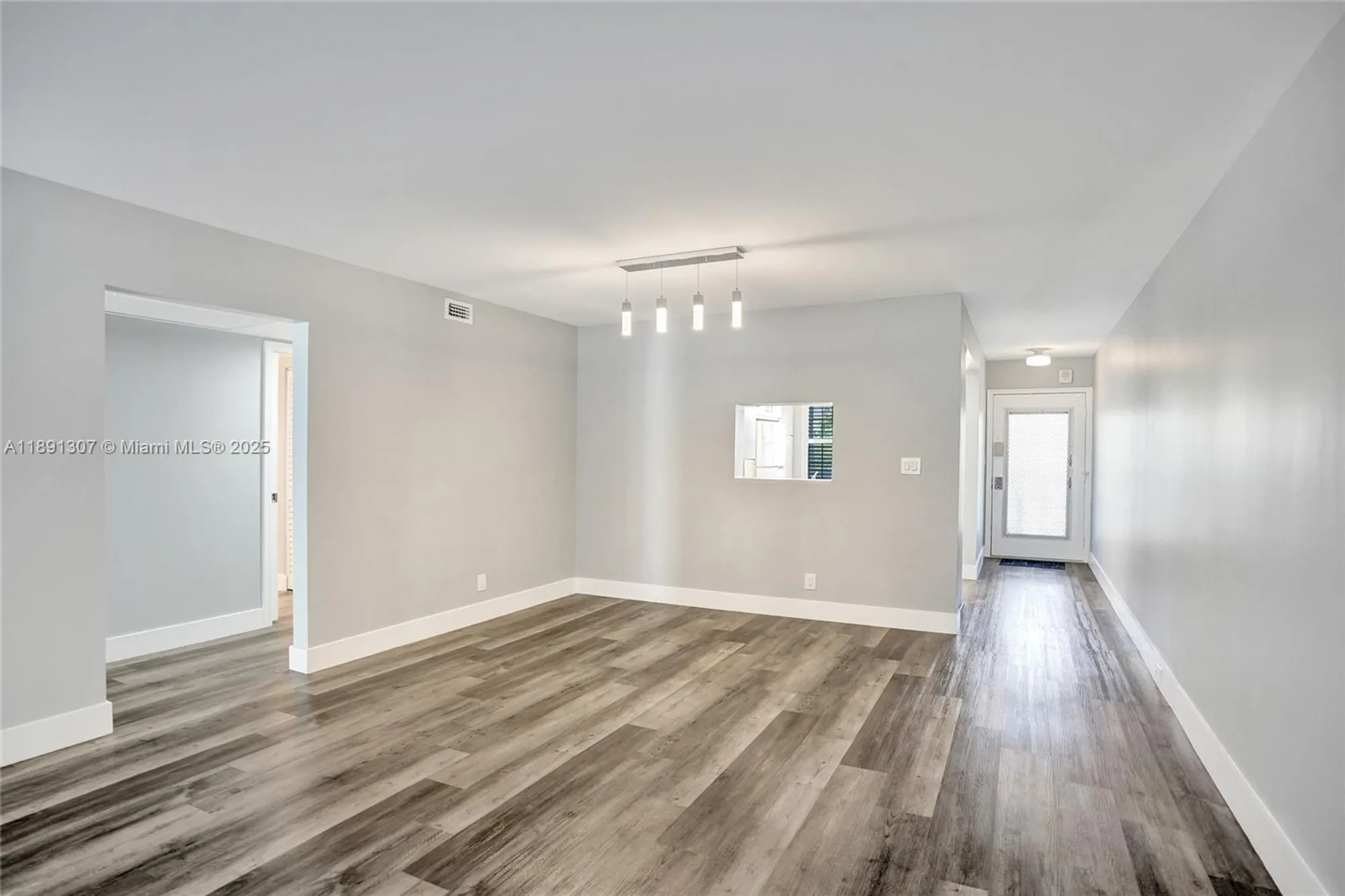 Property Slideshow image 23 of 72 | 3001 portofino isle k2, Coconut Creek, FL, 33066