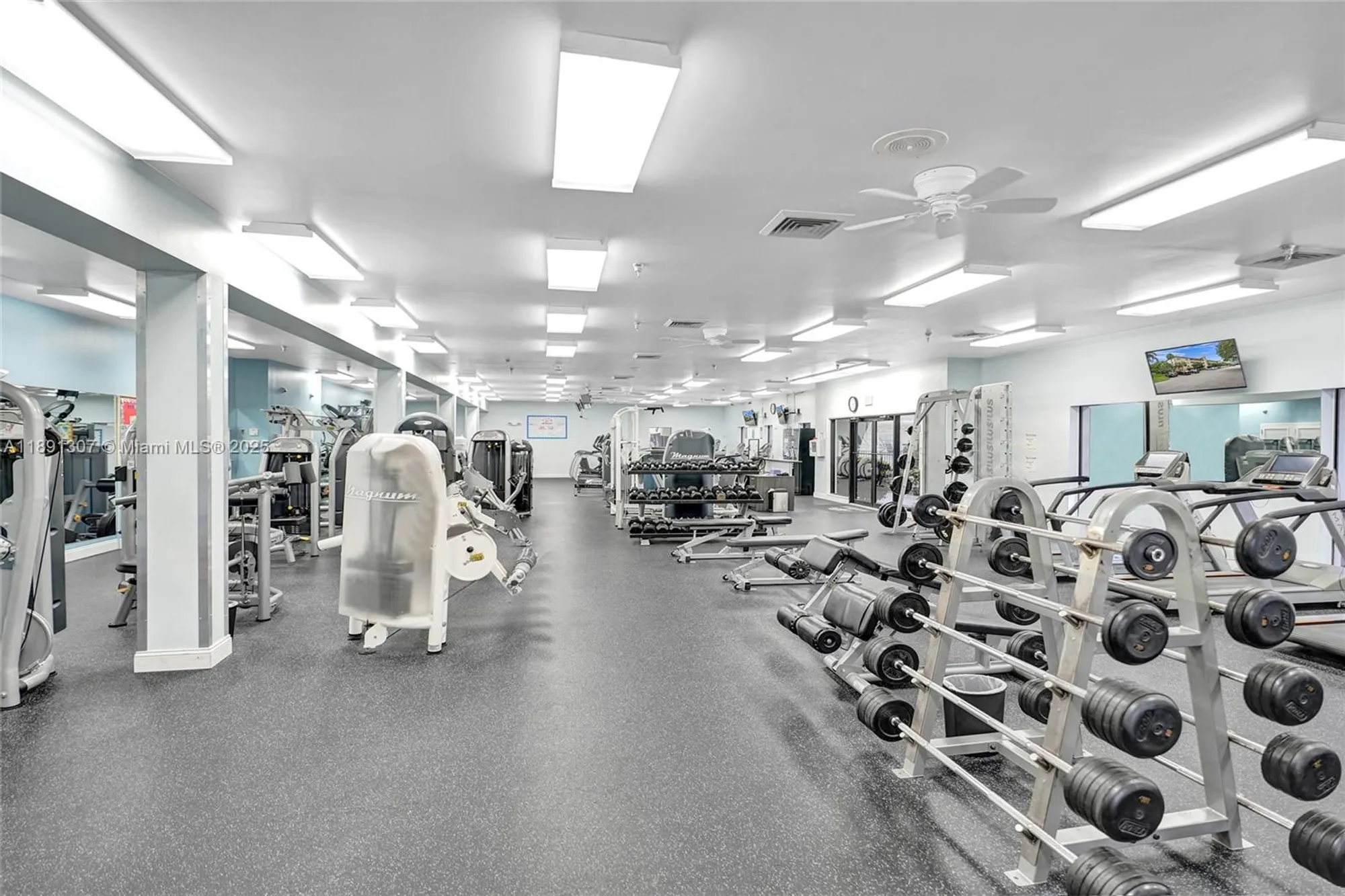 Property Slideshow image 43 of 72 | 3001 portofino isle k2, Coconut Creek, FL, 33066