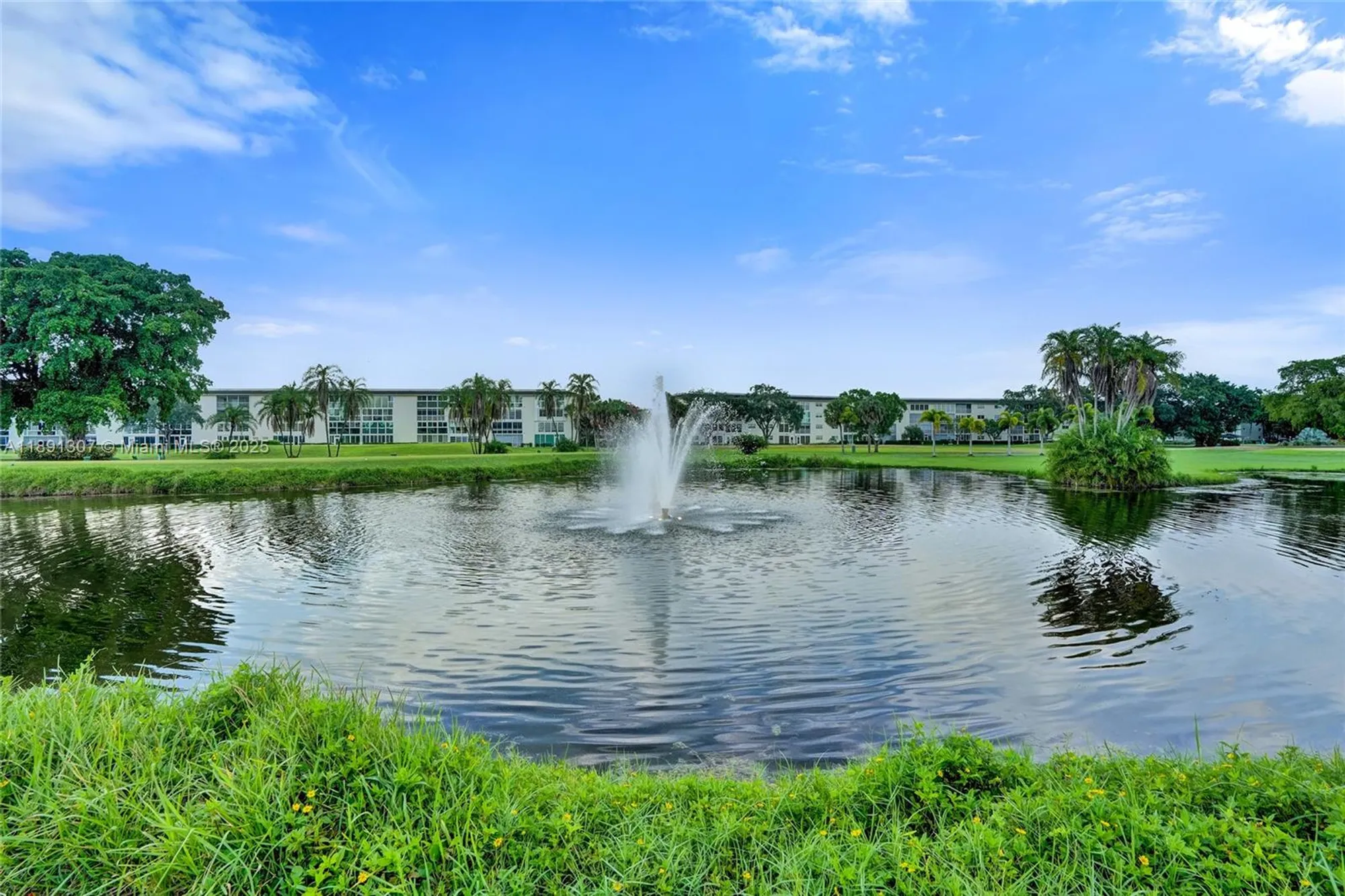 Property Slideshow image 56 of 72 | 3001 portofino isle k2, Coconut Creek, FL, 33066