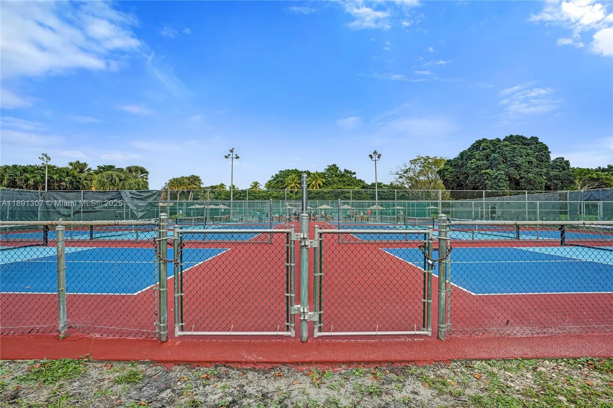 Property Slideshow image 53 of 72 | 3001 portofino isle k2, Coconut Creek, FL, 33066