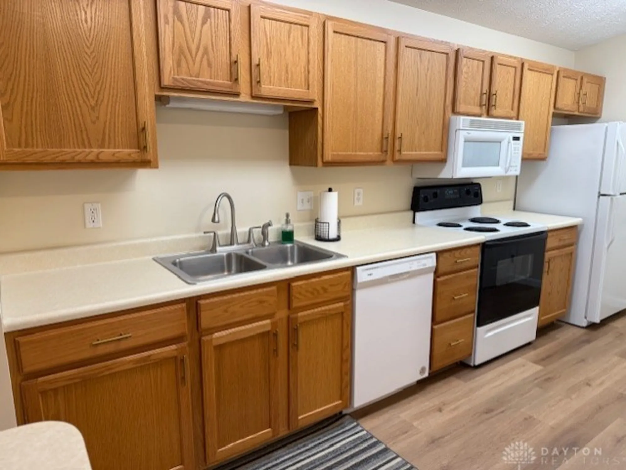 Property Slideshow image 12 of 22 | 1739 waterstone blvd apt 208, Miamisburg, OH, 45342