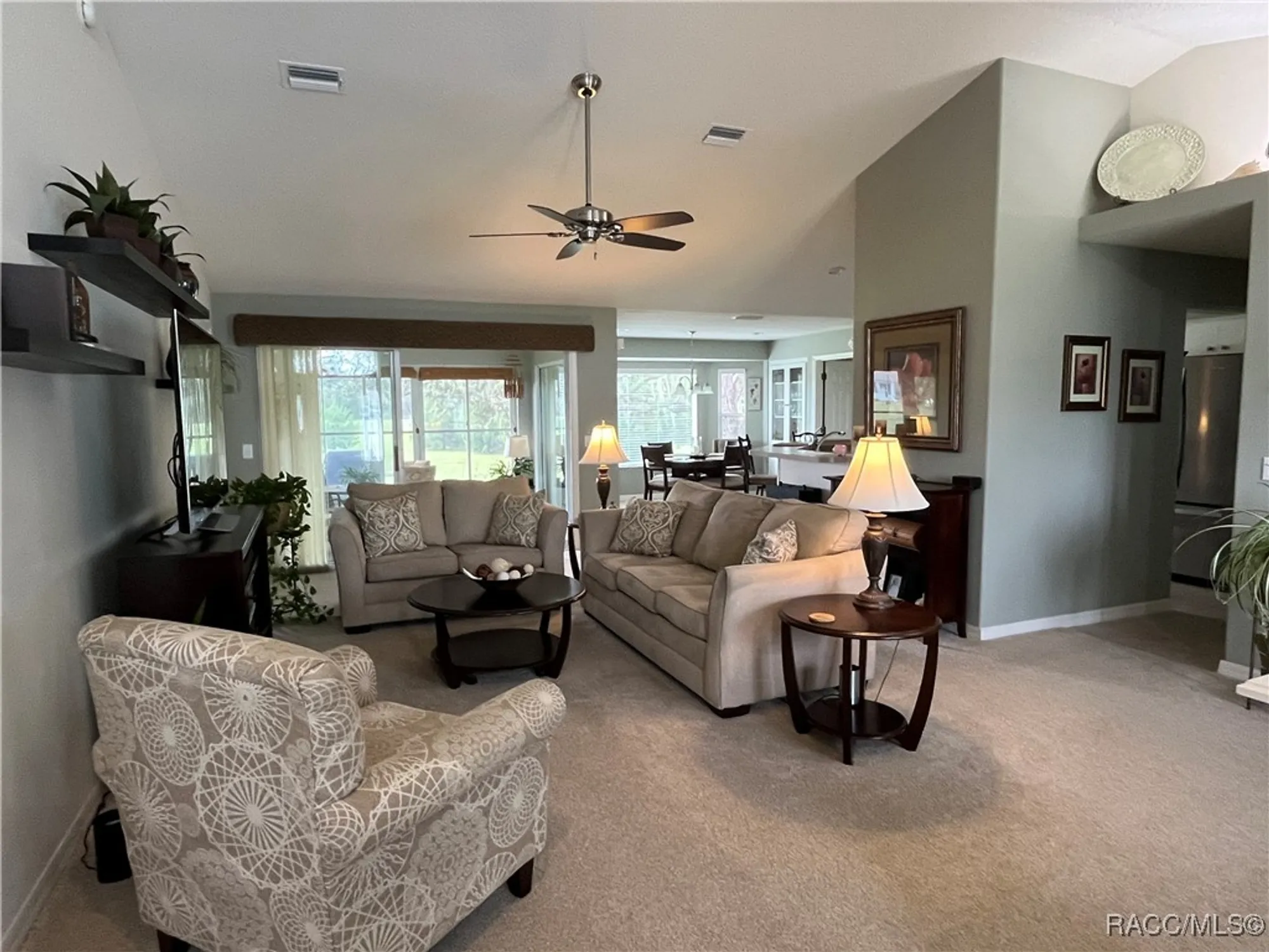 Property Slideshow image 6 of 37 | 3848 e arbor lakes dr, Hernando, FL, 34442