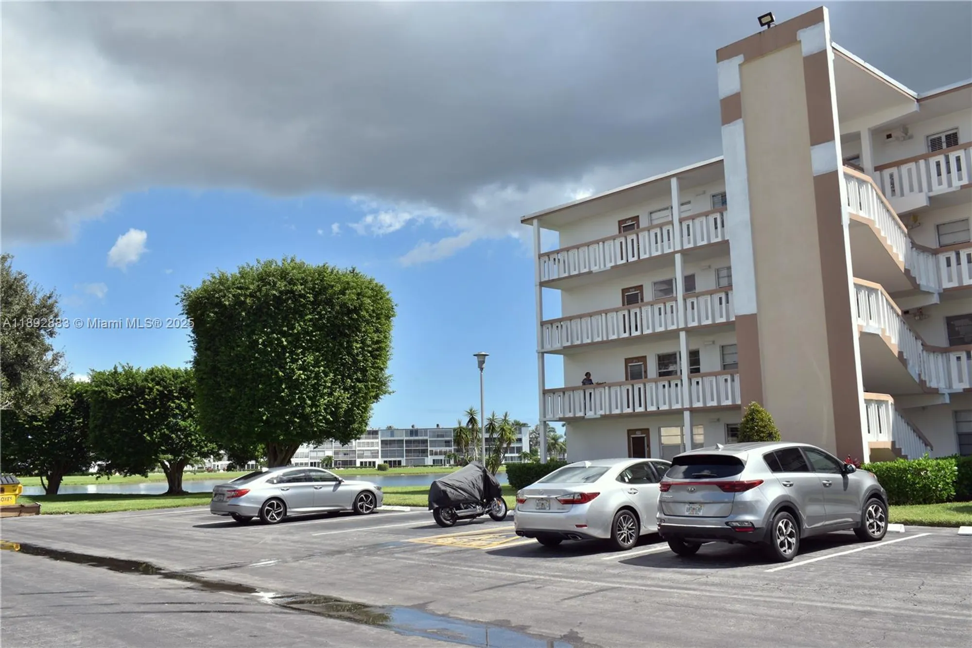 Property Slideshow image 15 of 19 | 2011 cornwall a, Boca Raton, FL, 33434