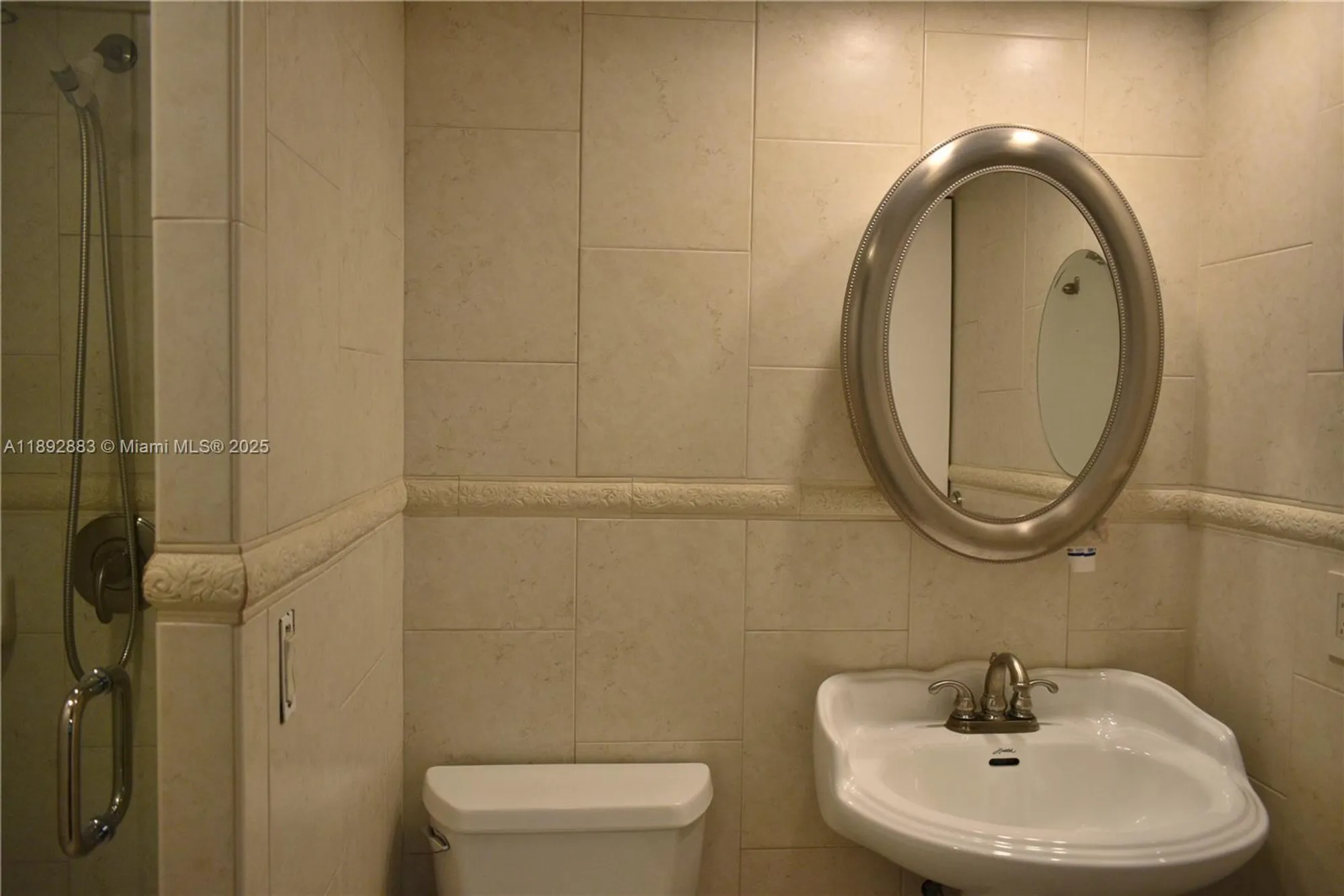 Property Slideshow image 10 of 19 | 2011 cornwall a, Boca Raton, FL, 33434