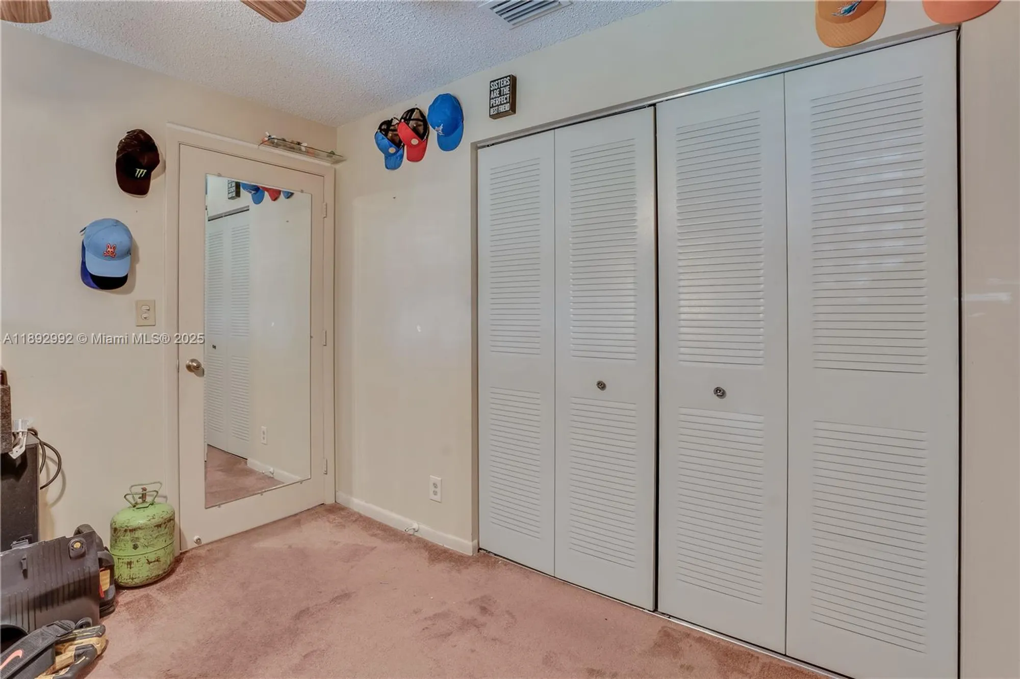 Property Slideshow image 10 of 50 | 7641 nw 99th ave, Tamarac, FL, 33321