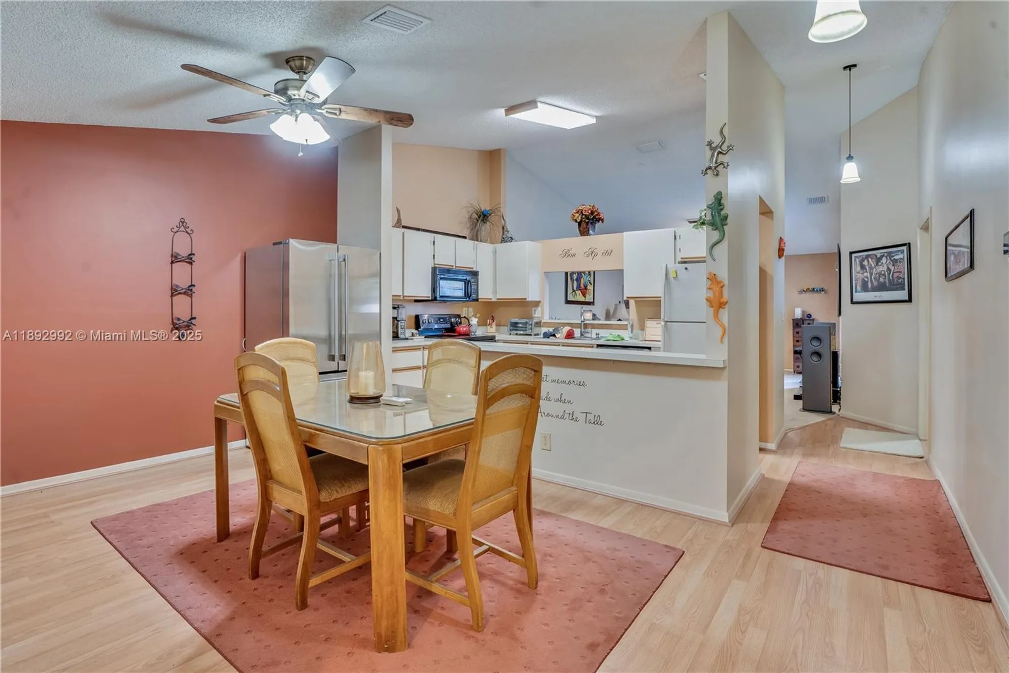 Property Slideshow image 13 of 50 | 7641 nw 99th ave, Tamarac, FL, 33321