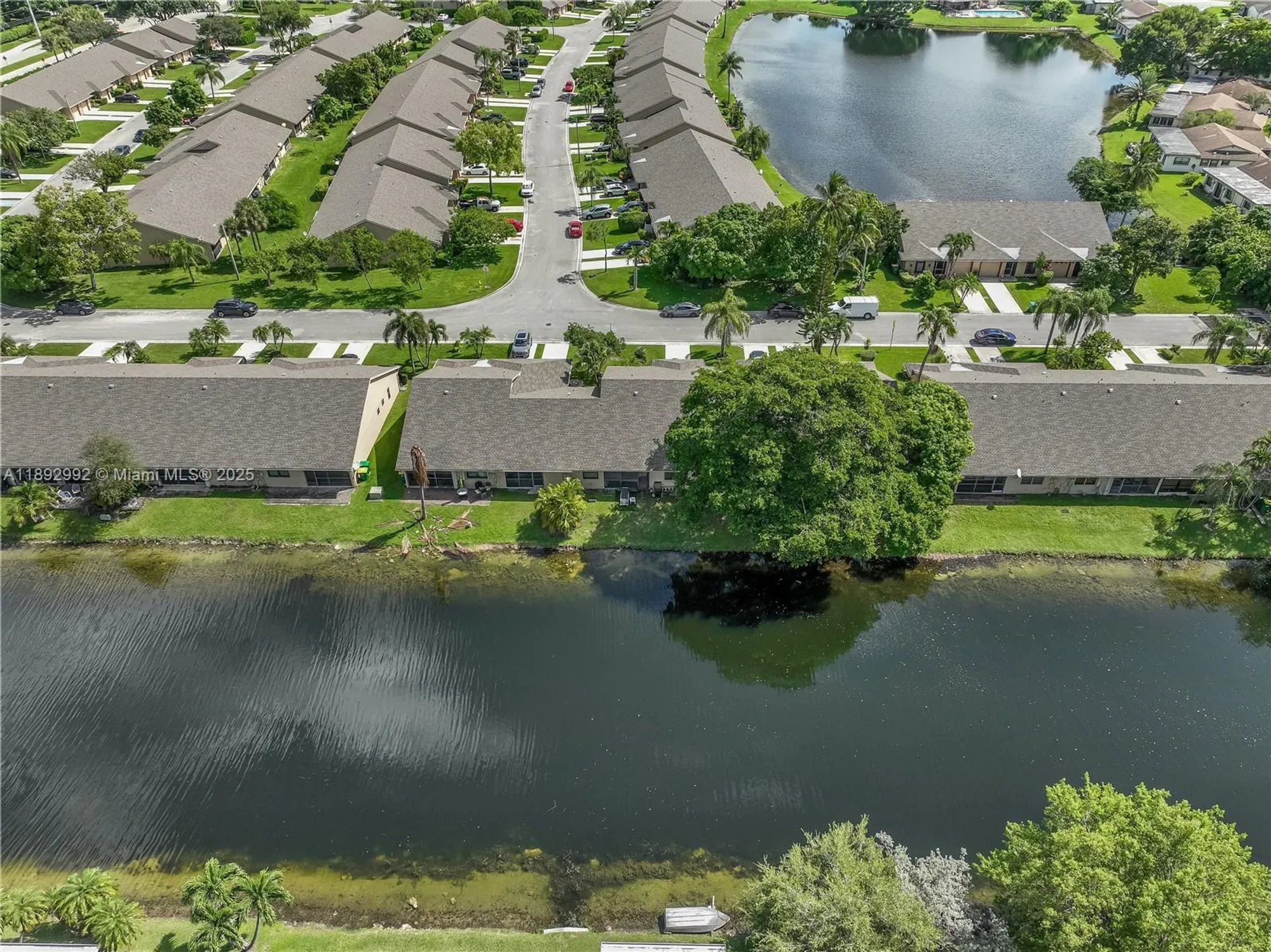 Property Slideshow image 37 of 50 | 7641 nw 99th ave, Tamarac, FL, 33321