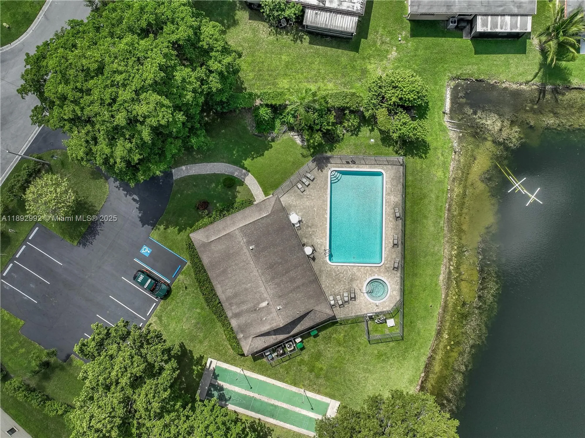 Property Slideshow image 38 of 50 | 7641 nw 99th ave, Tamarac, FL, 33321