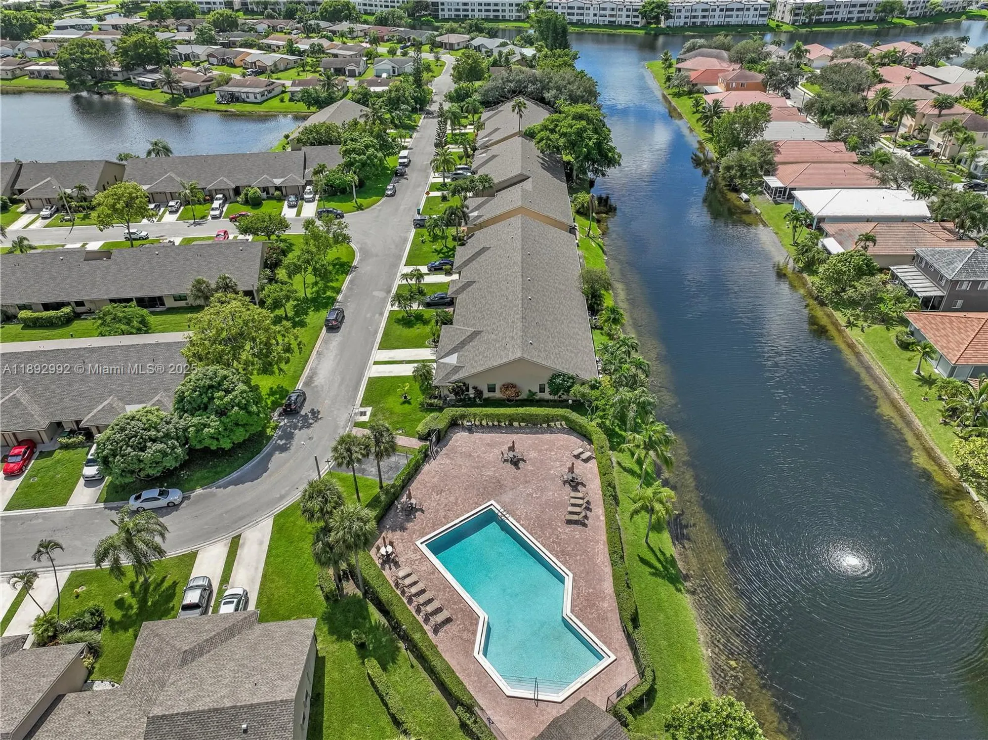 Property Slideshow image 39 of 50 | 7641 nw 99th ave, Tamarac, FL, 33321