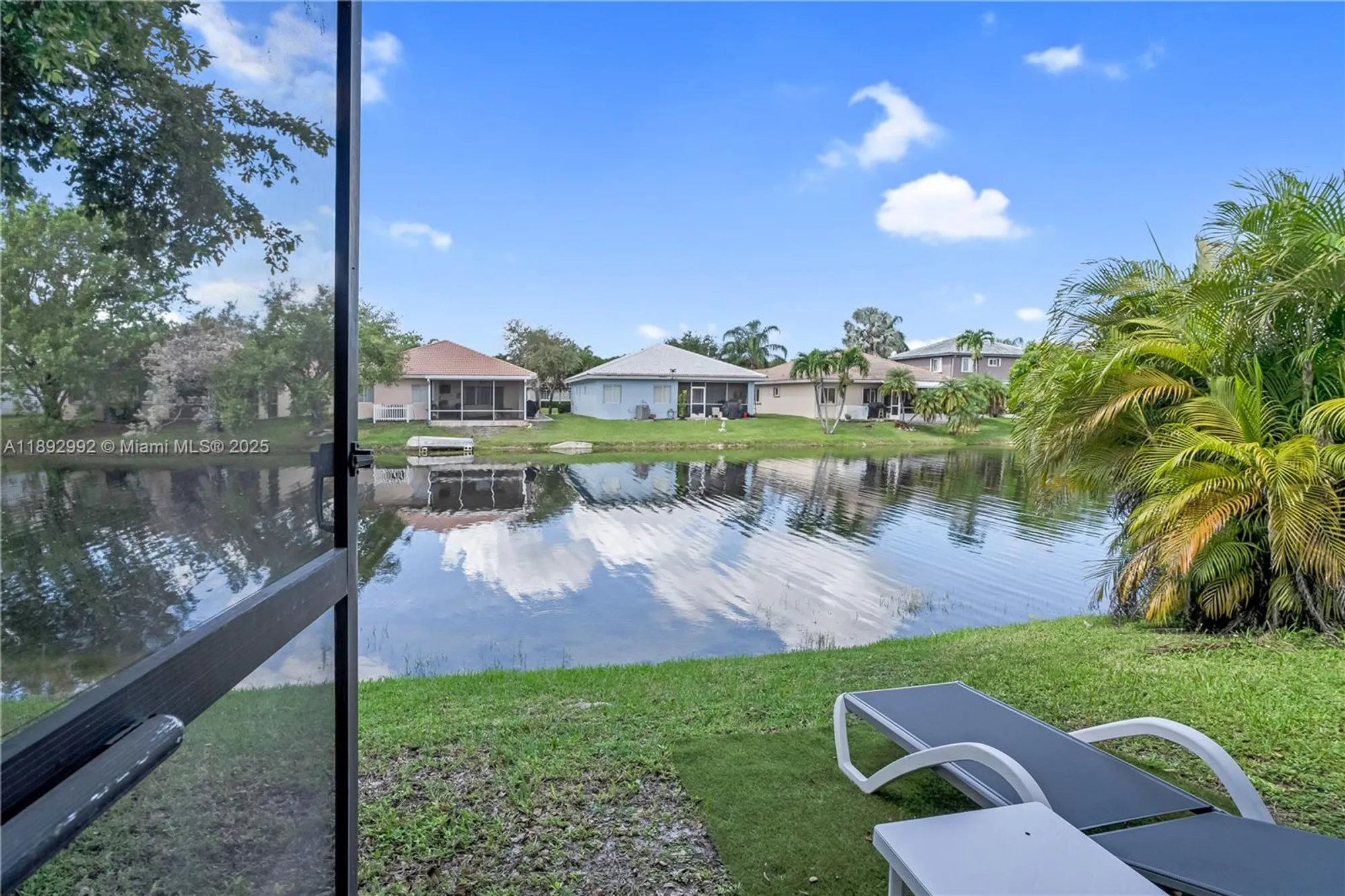 Property Slideshow image 31 of 50 | 7641 nw 99th ave, Tamarac, FL, 33321