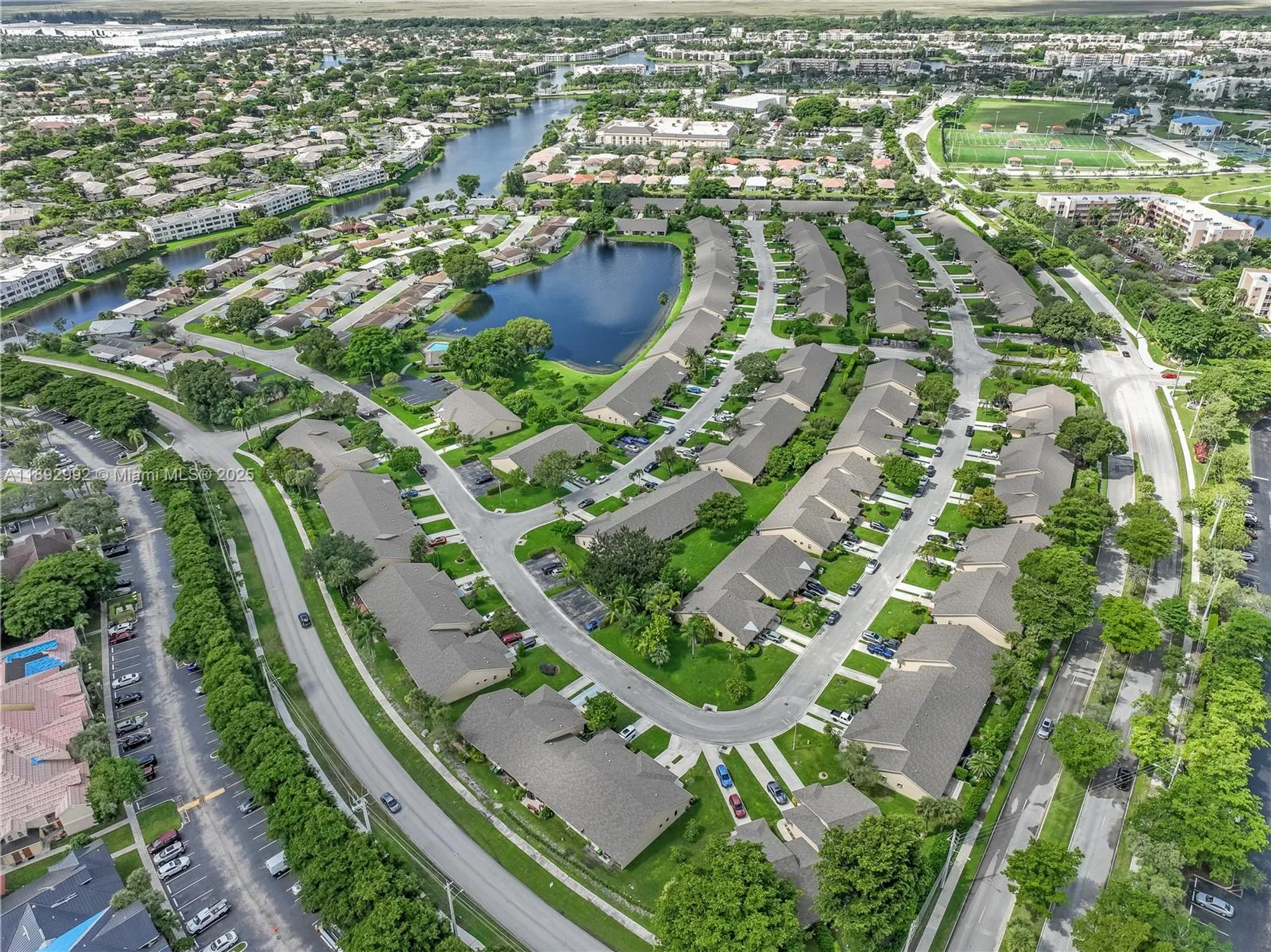 Property Slideshow image 46 of 50 | 7641 nw 99th ave, Tamarac, FL, 33321