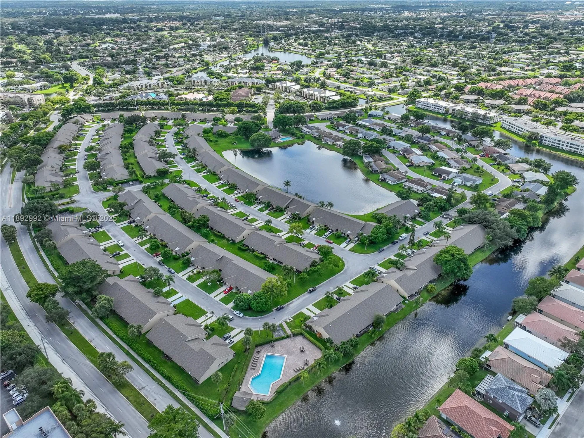 Property Slideshow image 47 of 50 | 7641 nw 99th ave, Tamarac, FL, 33321