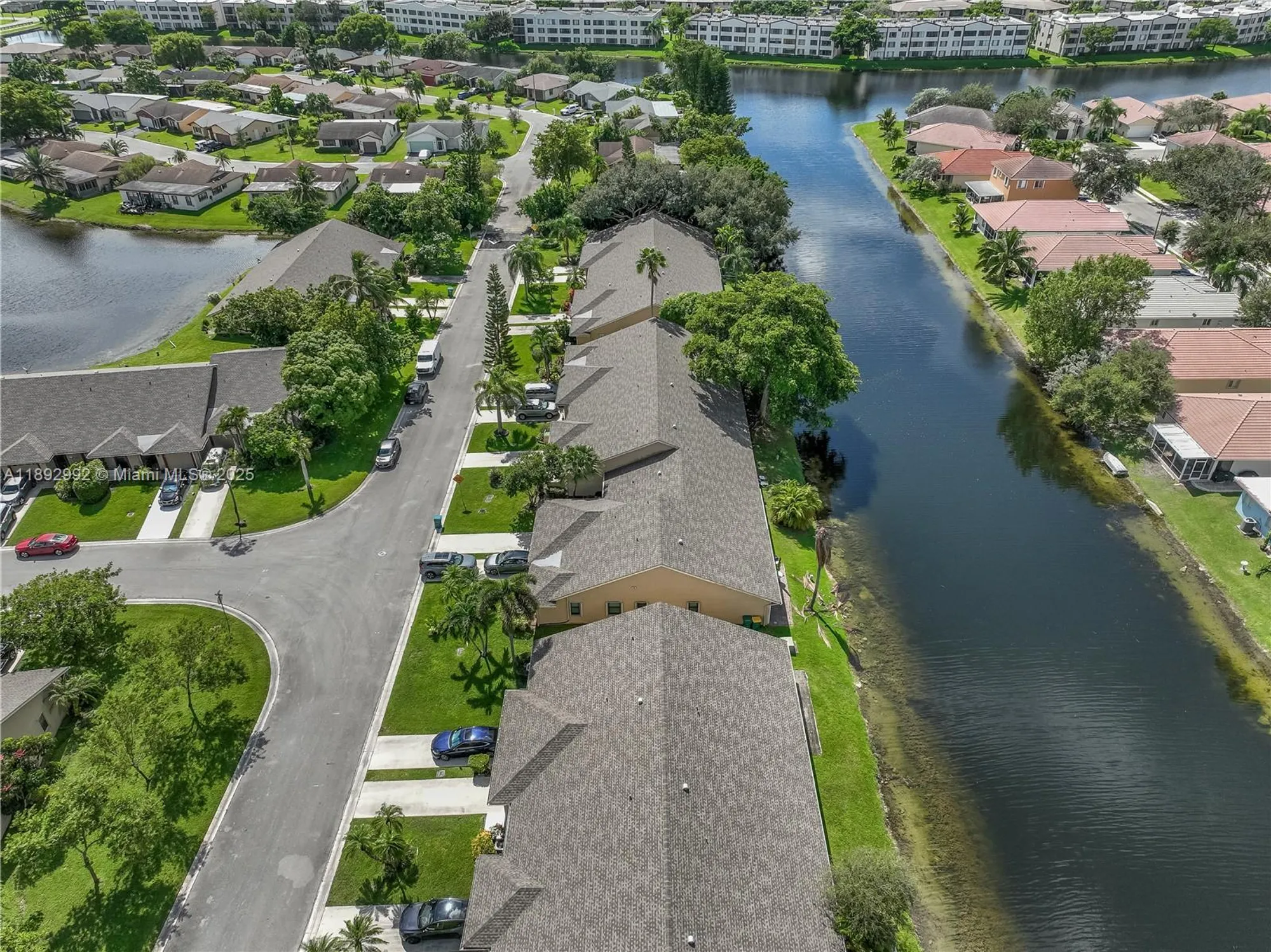 Property Slideshow image 40 of 50 | 7641 nw 99th ave, Tamarac, FL, 33321