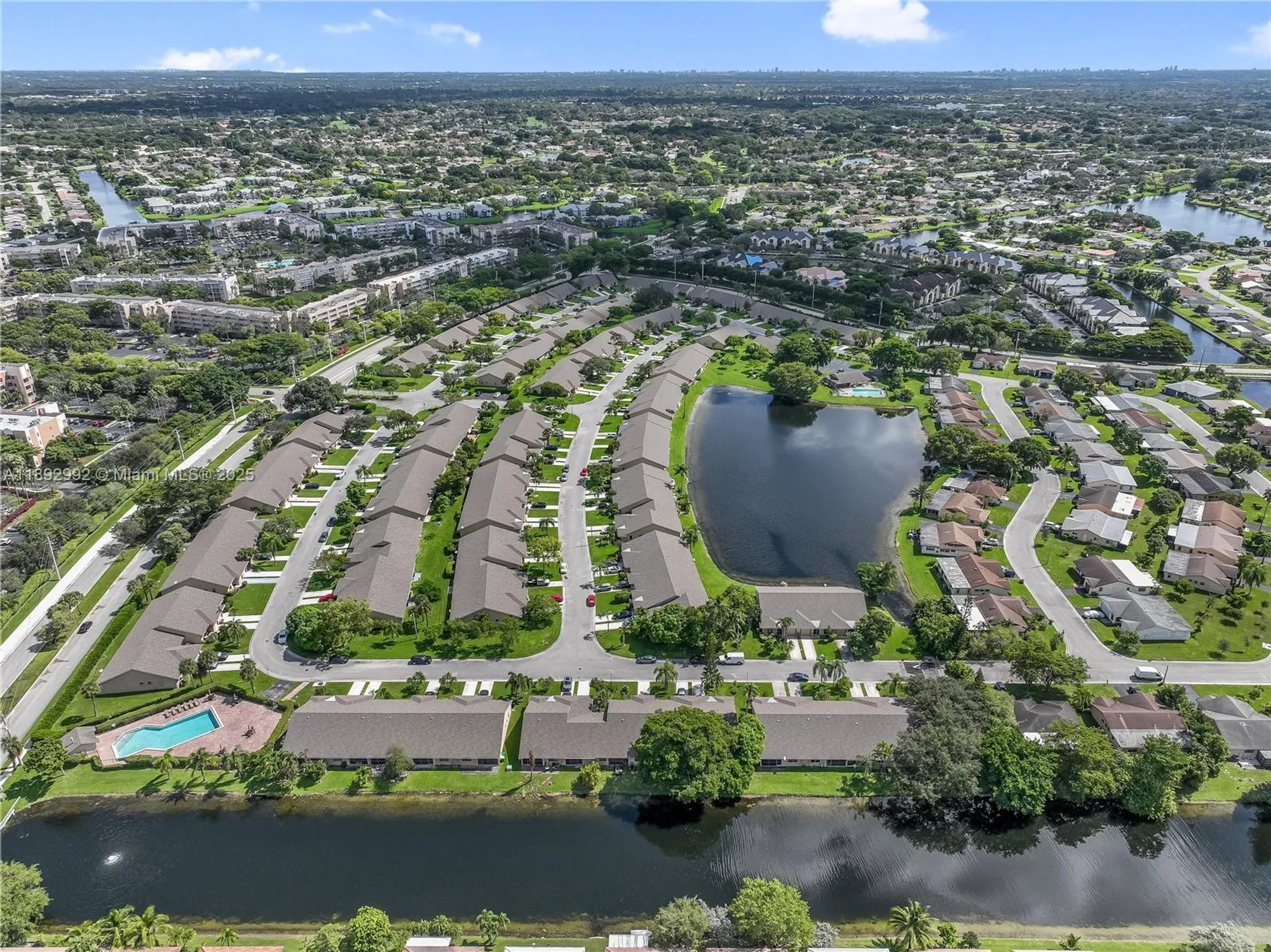 Property Slideshow image 42 of 50 | 7641 nw 99th ave, Tamarac, FL, 33321