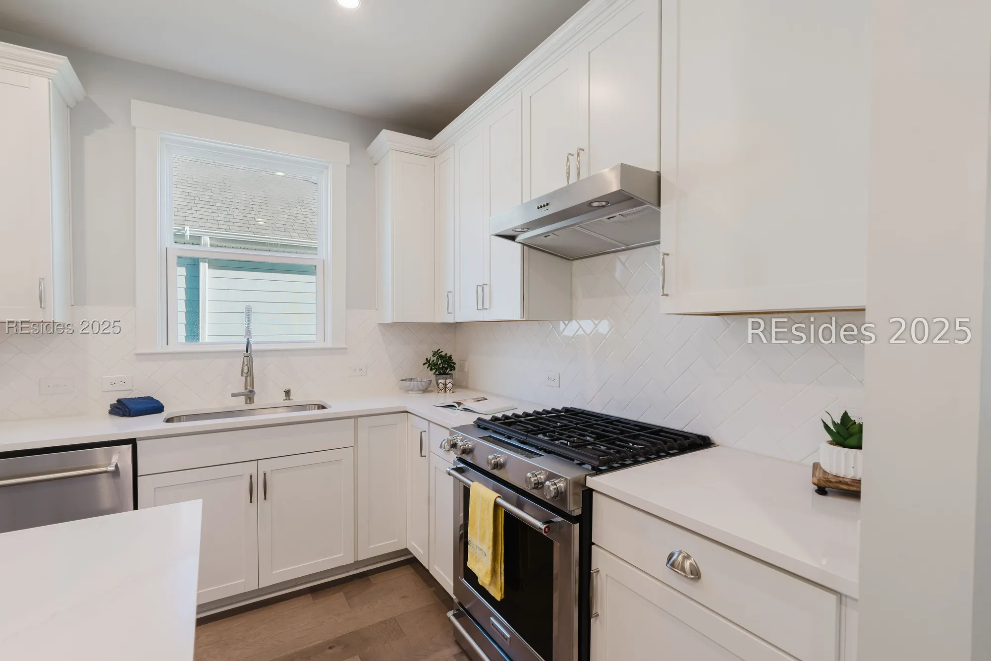 Property Slideshow image 8 of 30 | 162 fawnwood ct, Okatie, SC, 29909