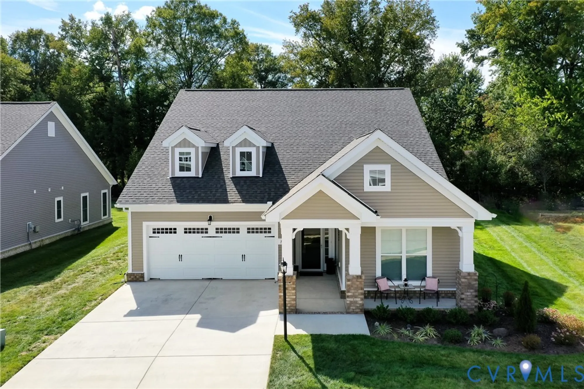 Property Slideshow image 1 of 50 | 7516 indian river run, Henrico, VA, 23231