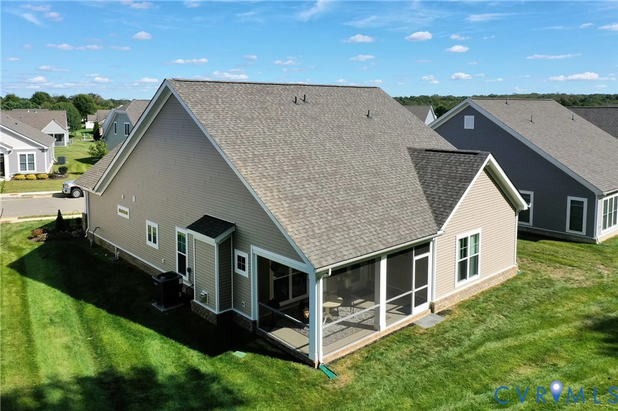 Property Slideshow image 9 of 50 | 7516 indian river run, Henrico, VA, 23231