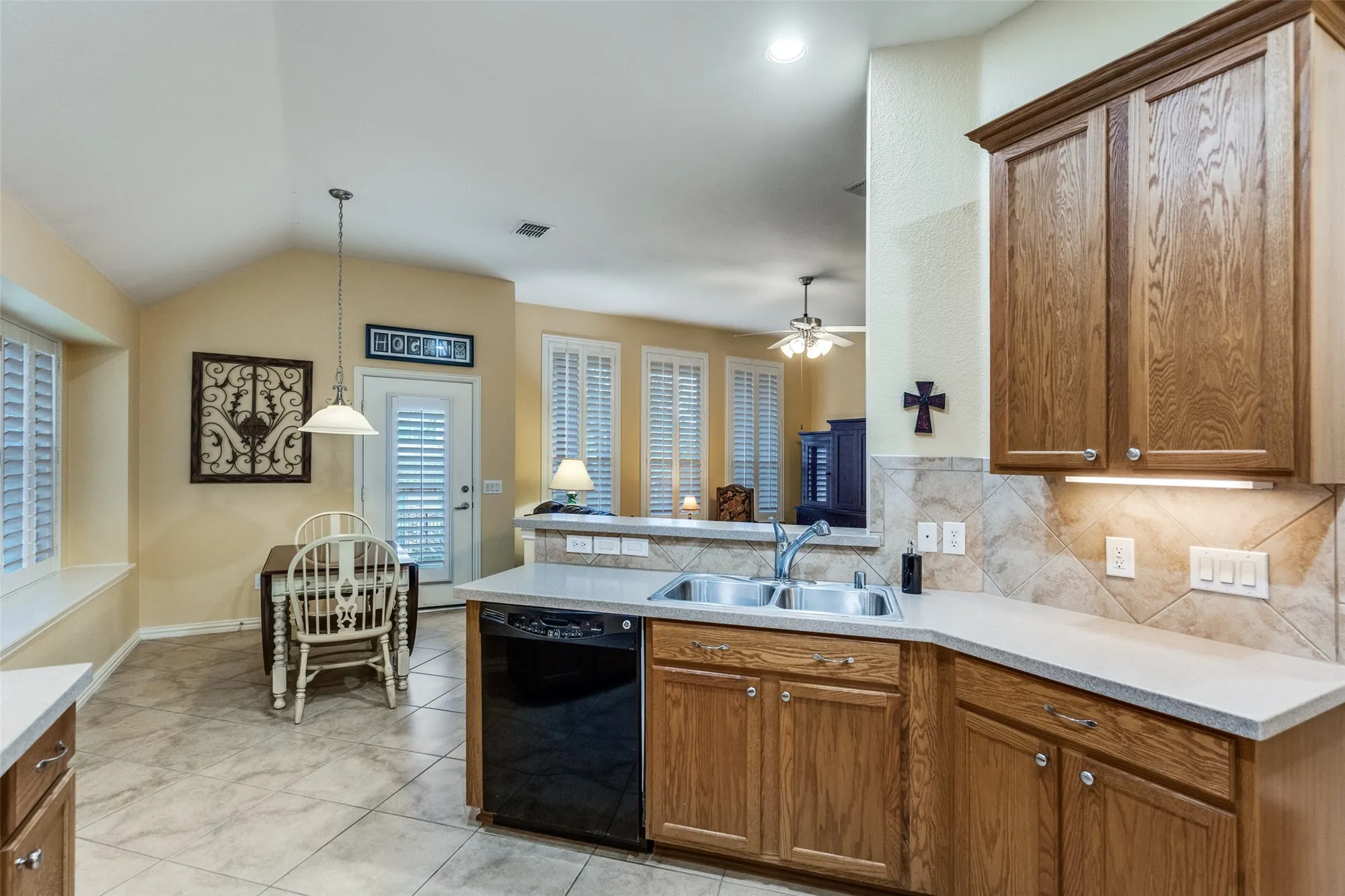 Property Slideshow image 8 of 22 | 1309 quaker dr, Fairview, TX, 75069