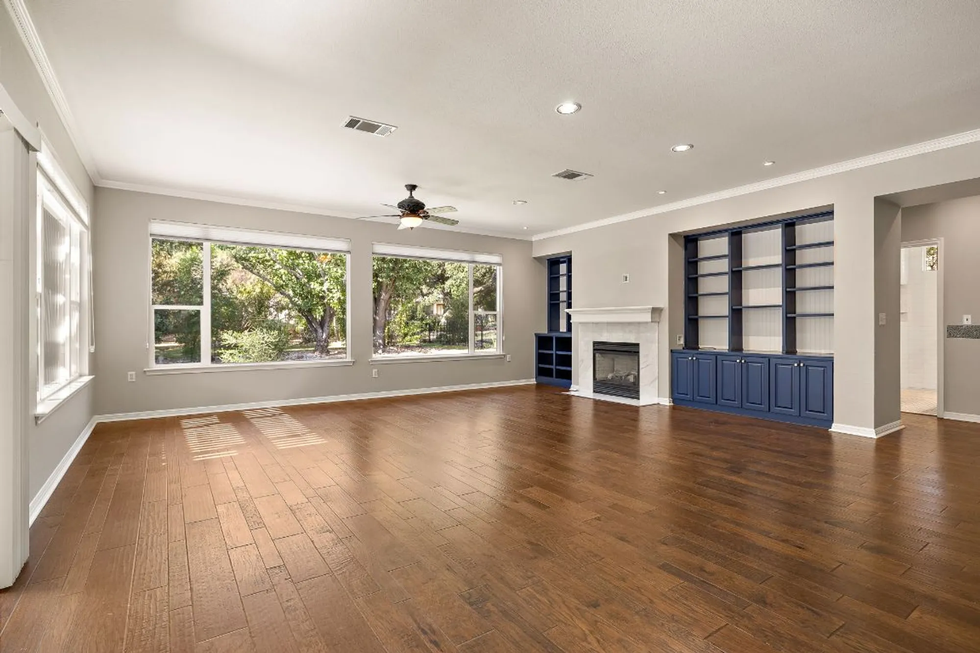 Property Slideshow image 12 of 36 | 105 liatris ln, Georgetown, TX, 78633