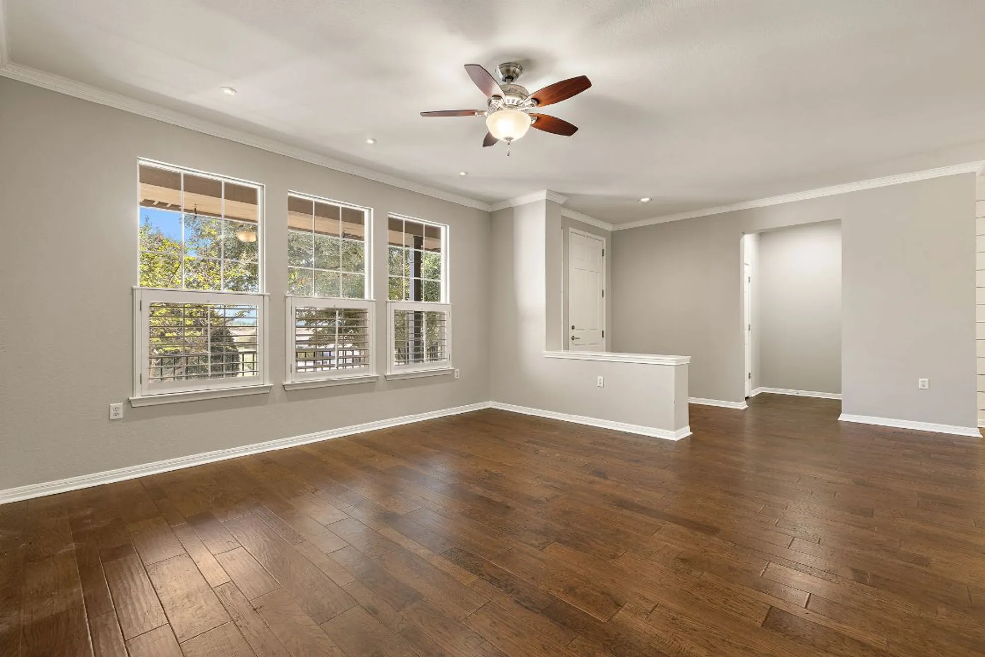 Property Slideshow image 5 of 36 | 105 liatris ln, Georgetown, TX, 78633