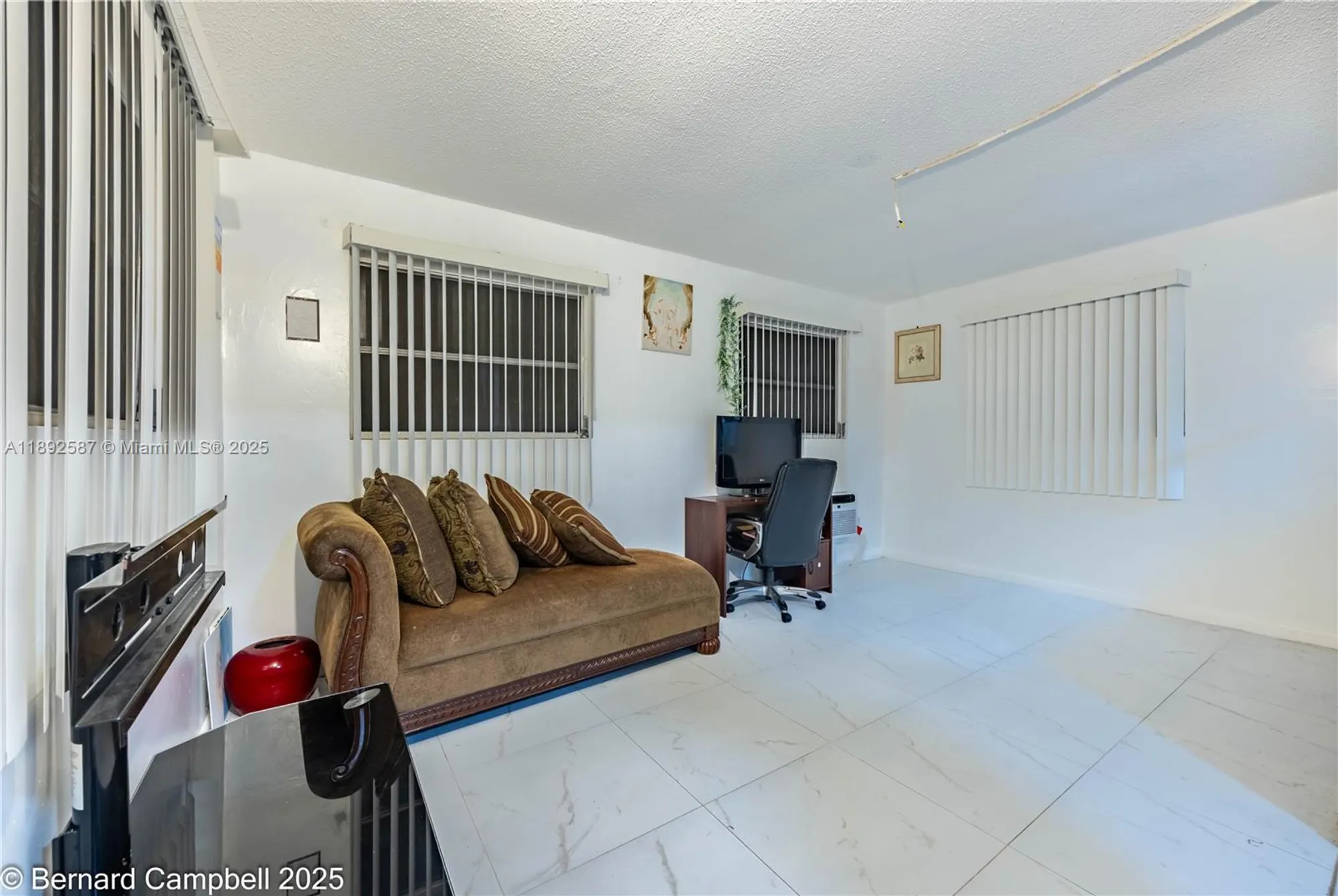 Property Slideshow image 17 of 33 | 6715 nw 12th st, Margate, FL, 33063