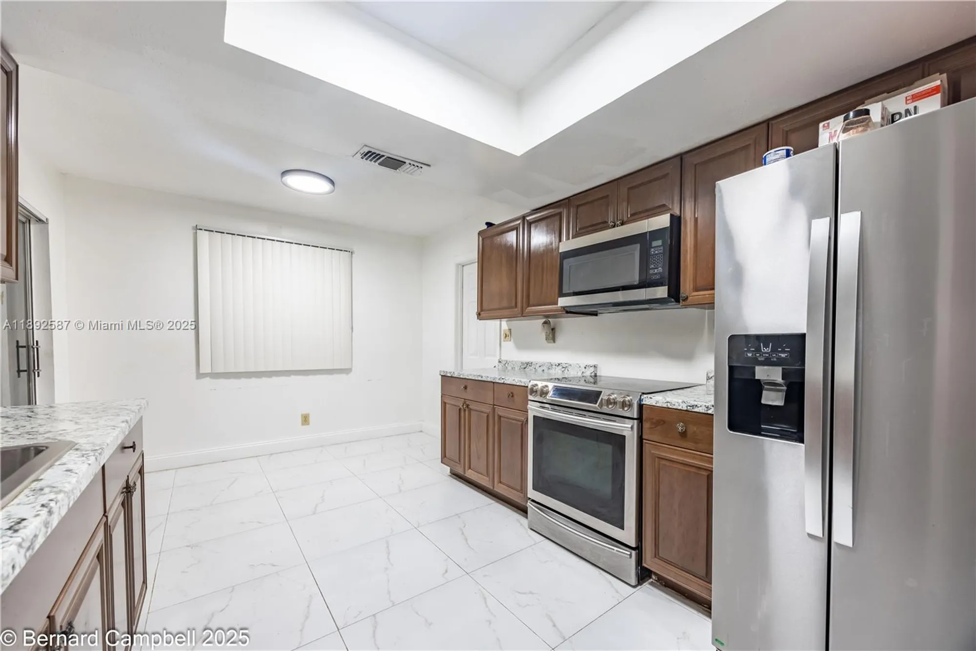 Property Slideshow image 10 of 33 | 6715 nw 12th st, Margate, FL, 33063