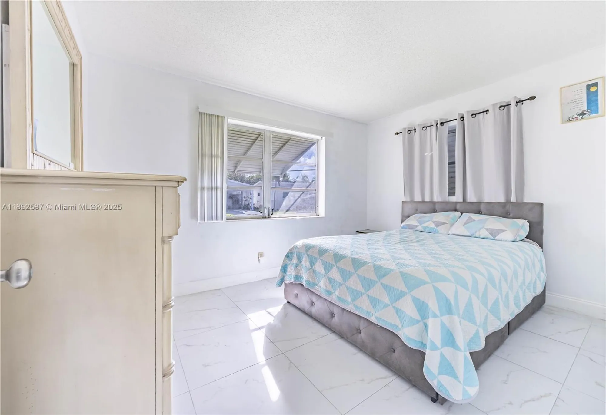 Property Slideshow image 23 of 33 | 6715 nw 12th st, Margate, FL, 33063