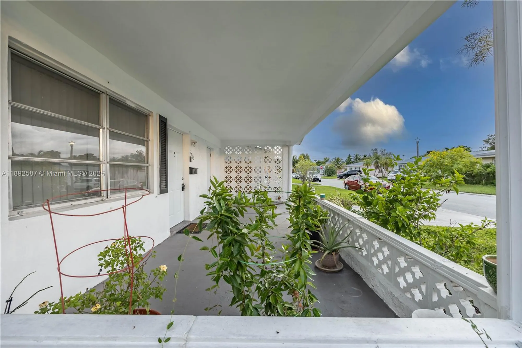Property Slideshow image 5 of 33 | 6715 nw 12th st, Margate, FL, 33063