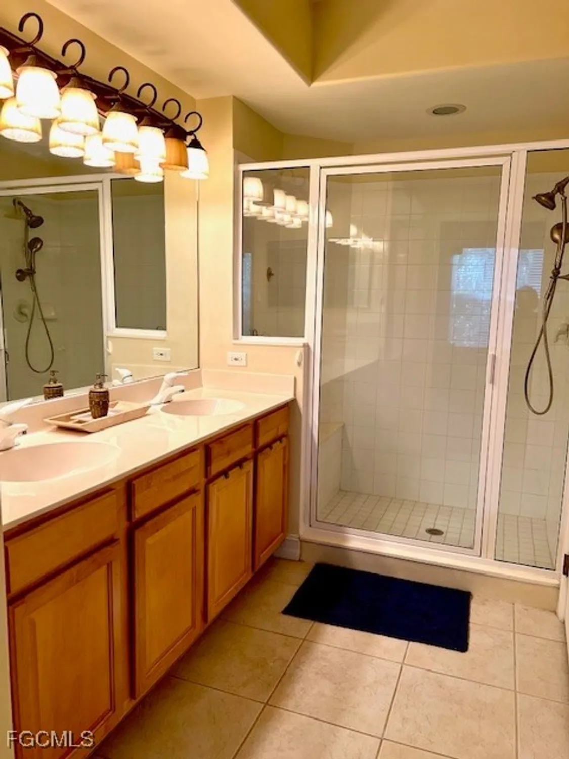Property Slideshow image 13 of 42 | 9603 hemingway ln 4001, Fort Myers, FL, 33913