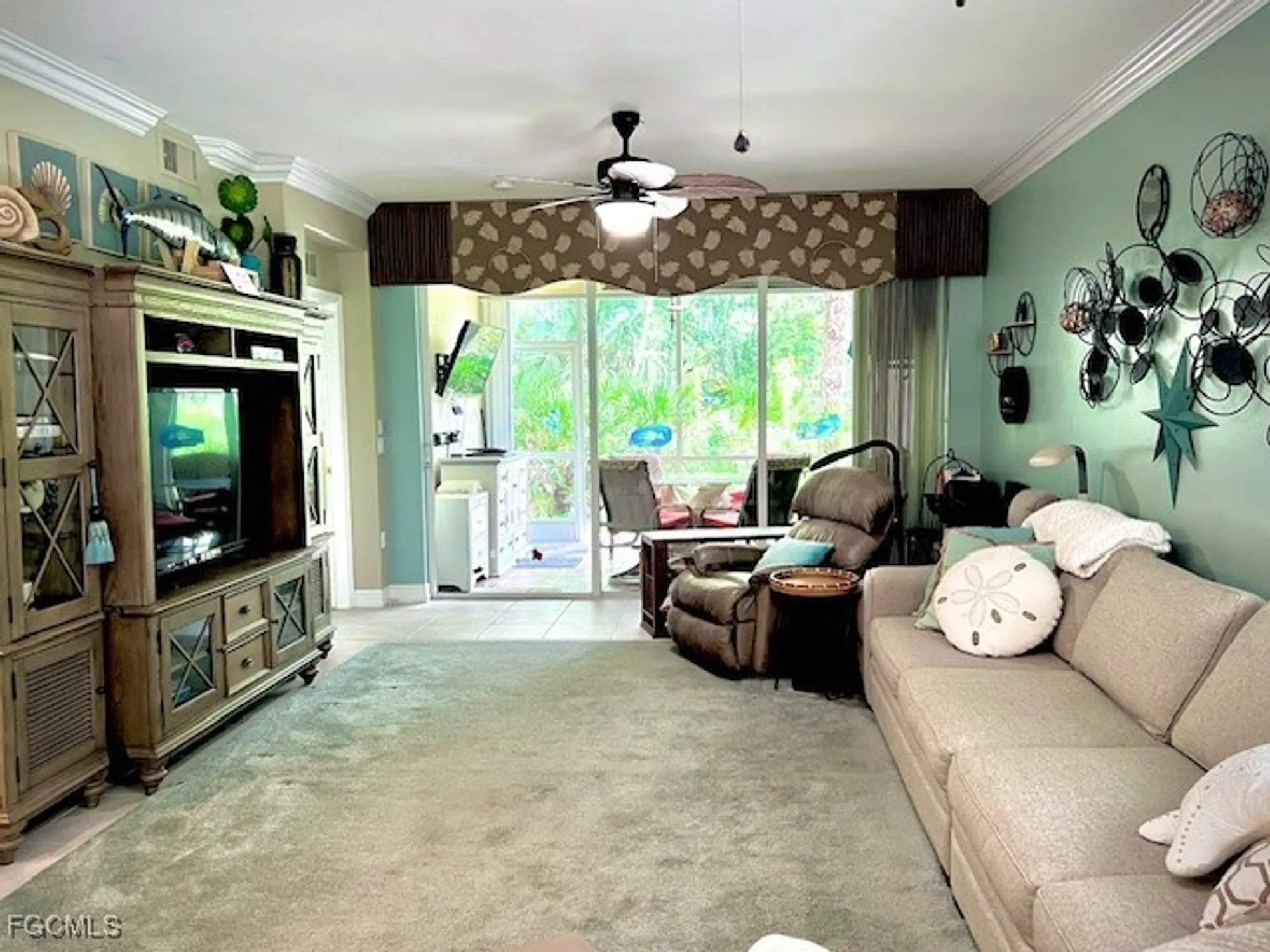 Property Slideshow image 8 of 42 | 9603 hemingway ln 4001, Fort Myers, FL, 33913