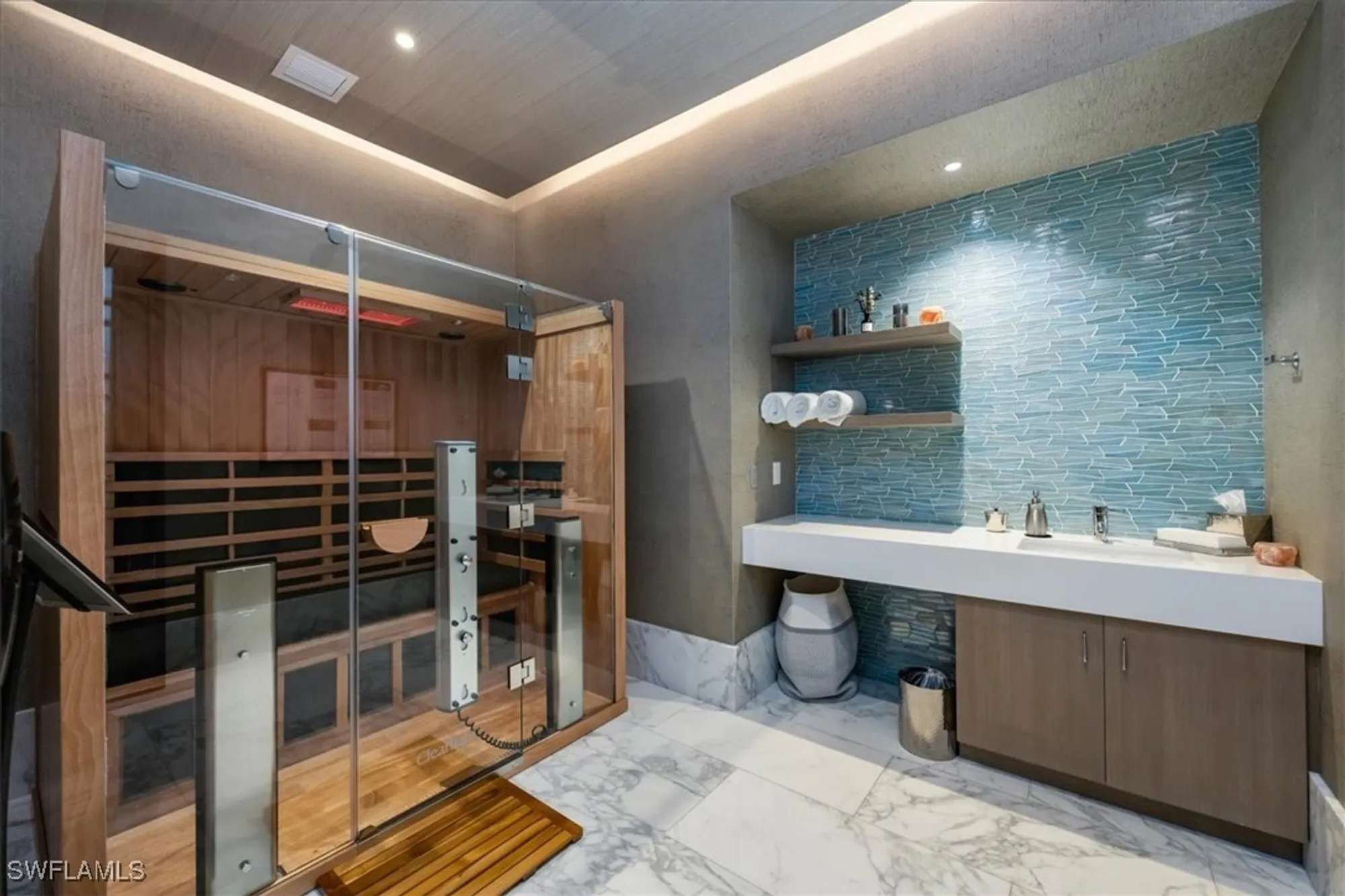 Property Slideshow image 43 of 50 | 6897 grenadier blvd 1701, Naples, FL, 34108