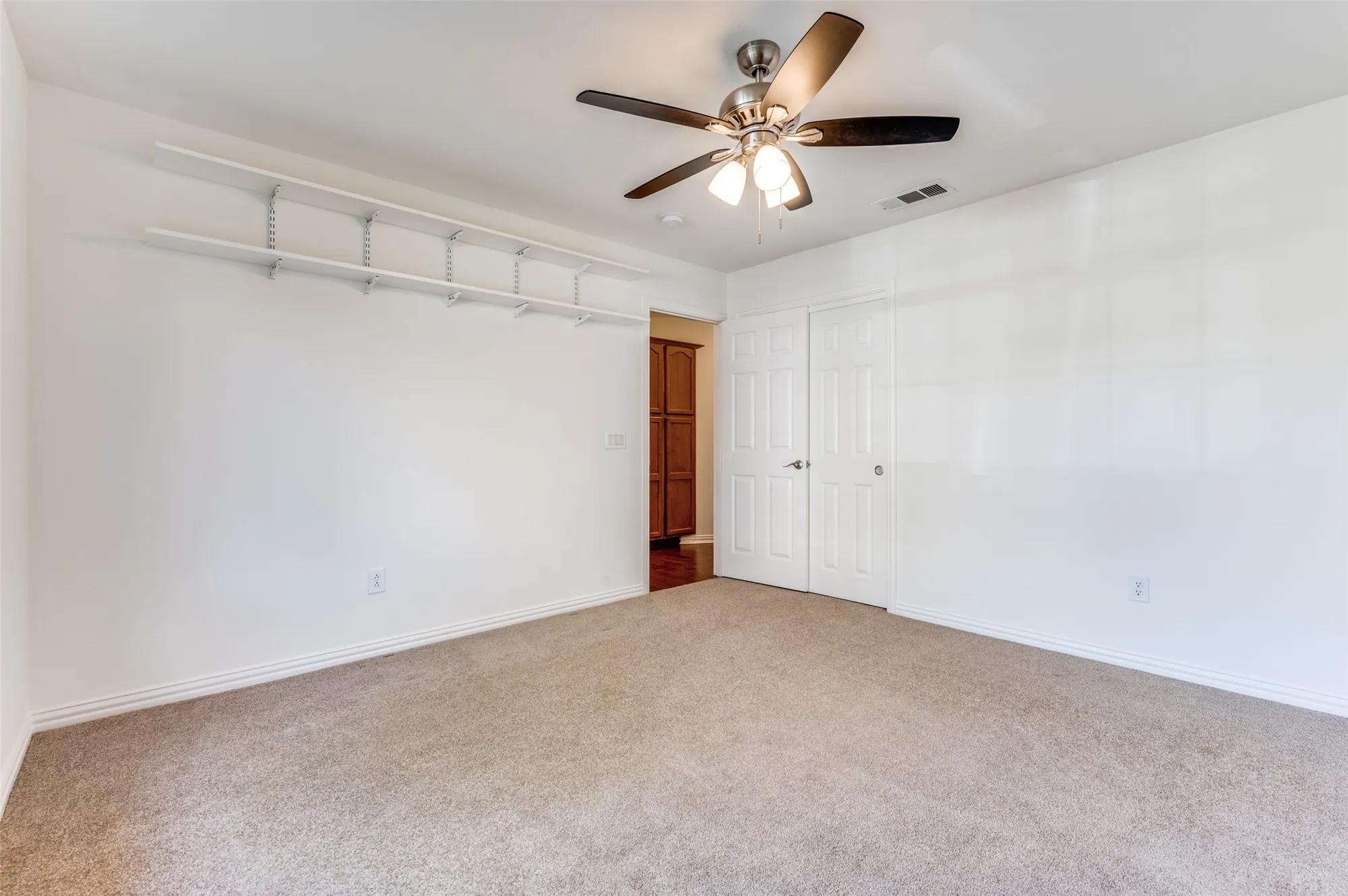 Property Slideshow image 14 of 26 | 11009 southerland dr, Denton, TX, 76207