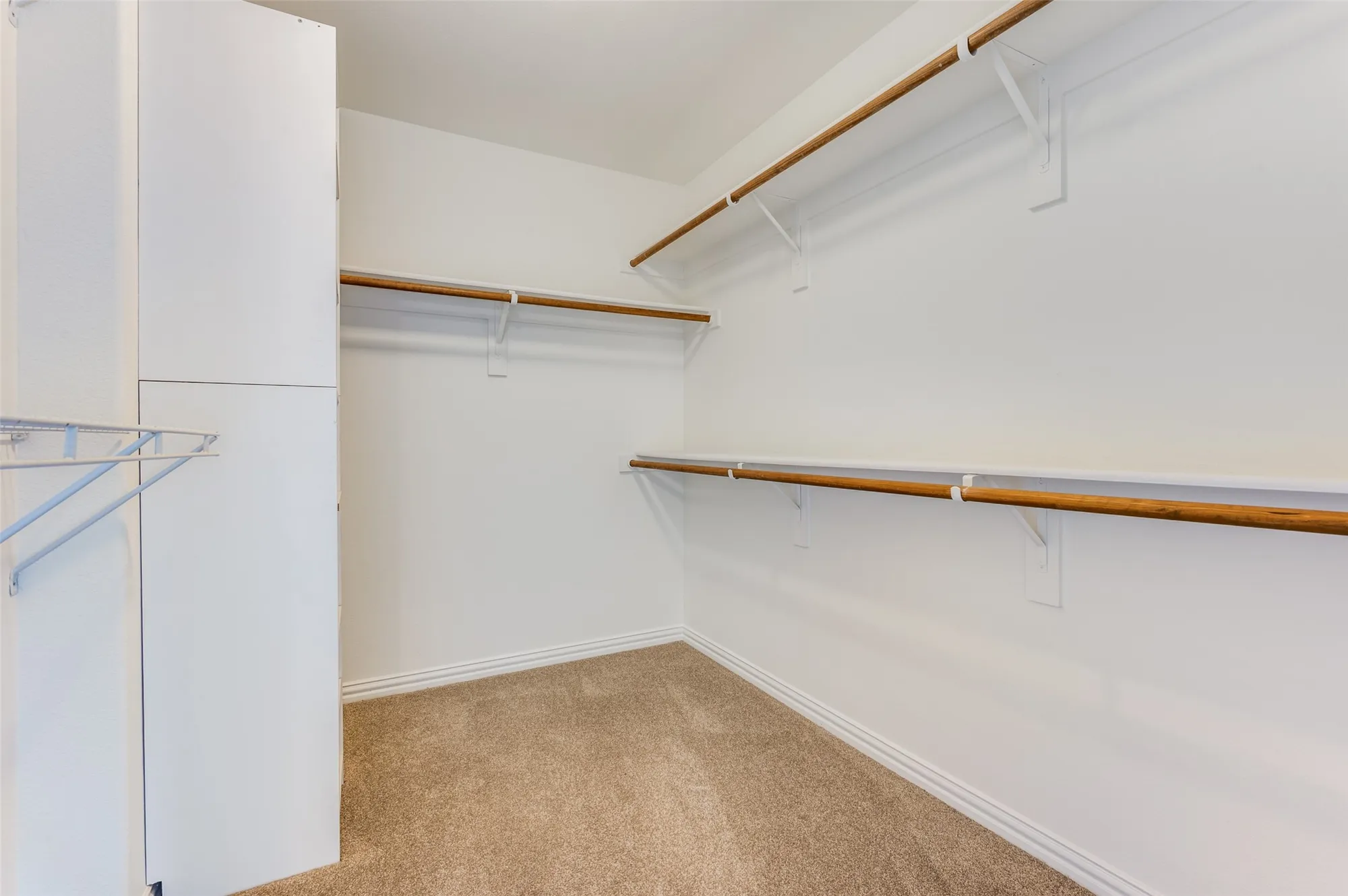 Property Slideshow image 19 of 26 | 11009 southerland dr, Denton, TX, 76207