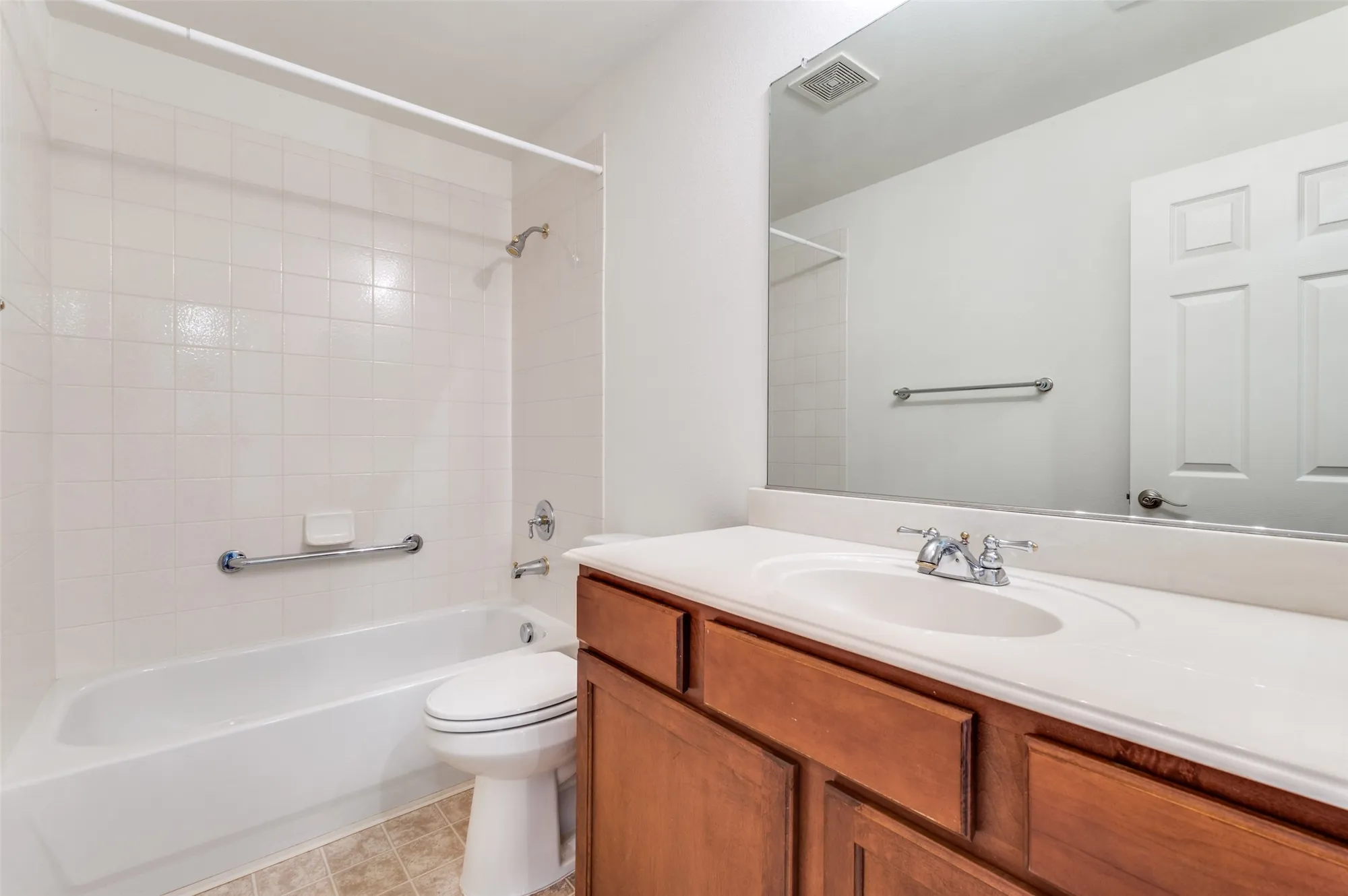 Property Slideshow image 21 of 26 | 11009 southerland dr, Denton, TX, 76207