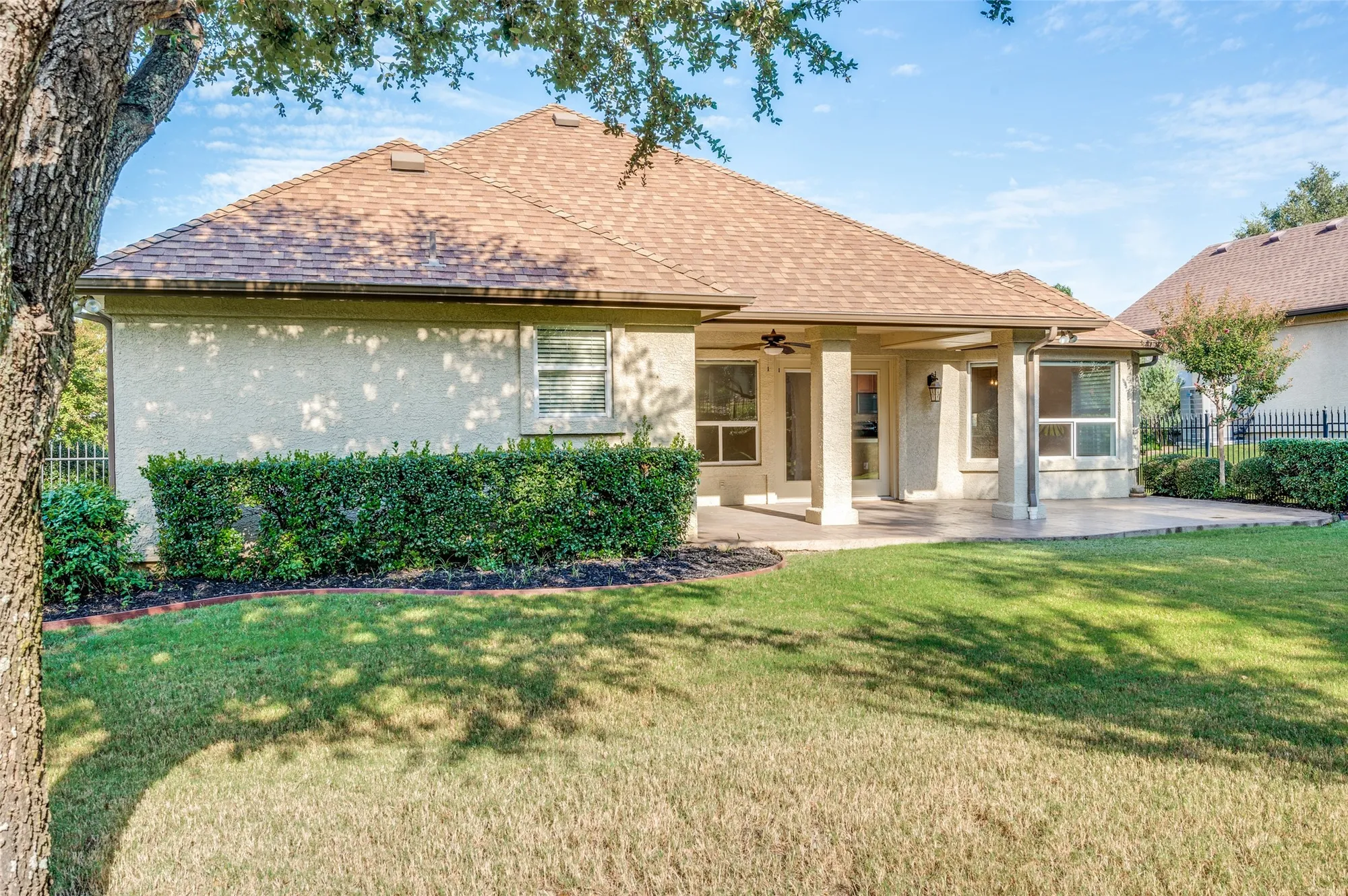 Property Slideshow image 23 of 26 | 11009 southerland dr, Denton, TX, 76207