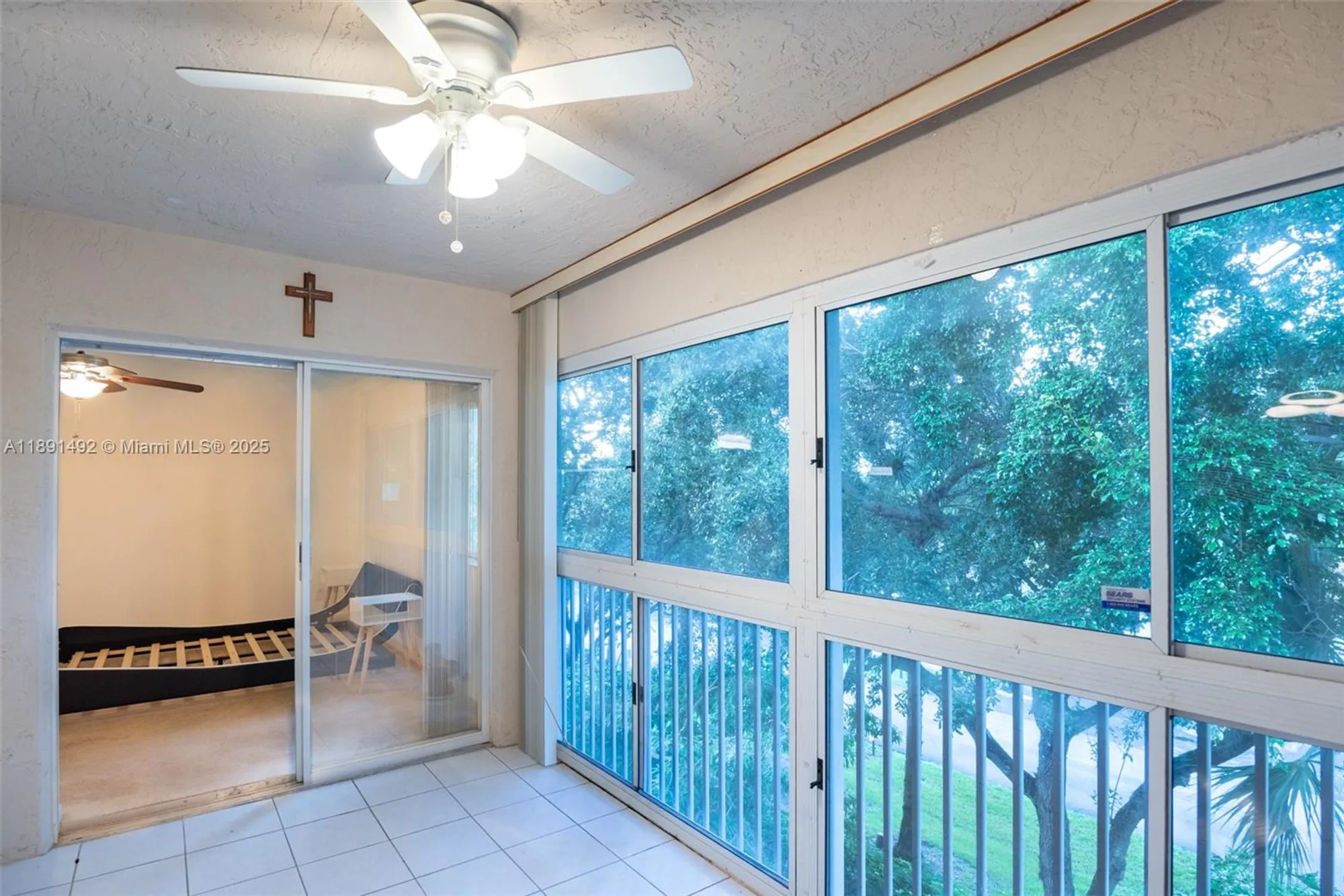 Property Slideshow image 14 of 33 | 5016 rose hill dr 2303, Boynton Beach, FL, 33437