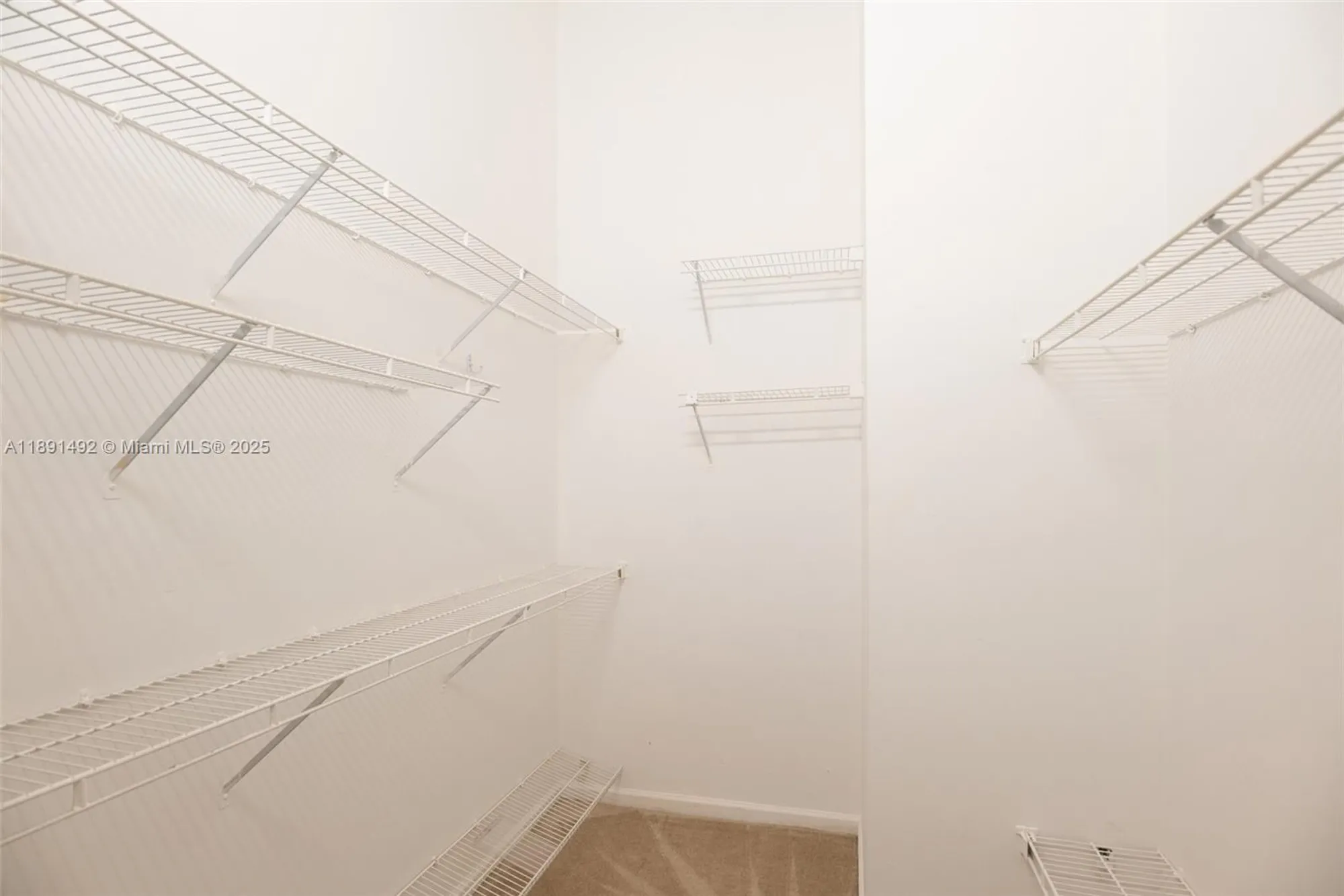 Property Slideshow image 20 of 33 | 5016 rose hill dr 2303, Boynton Beach, FL, 33437