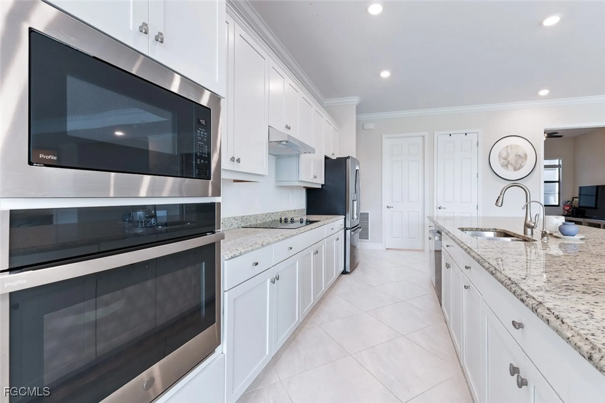 Property Slideshow image 8 of 25 | 17441 elkgrove ln, Estero, FL, 33928