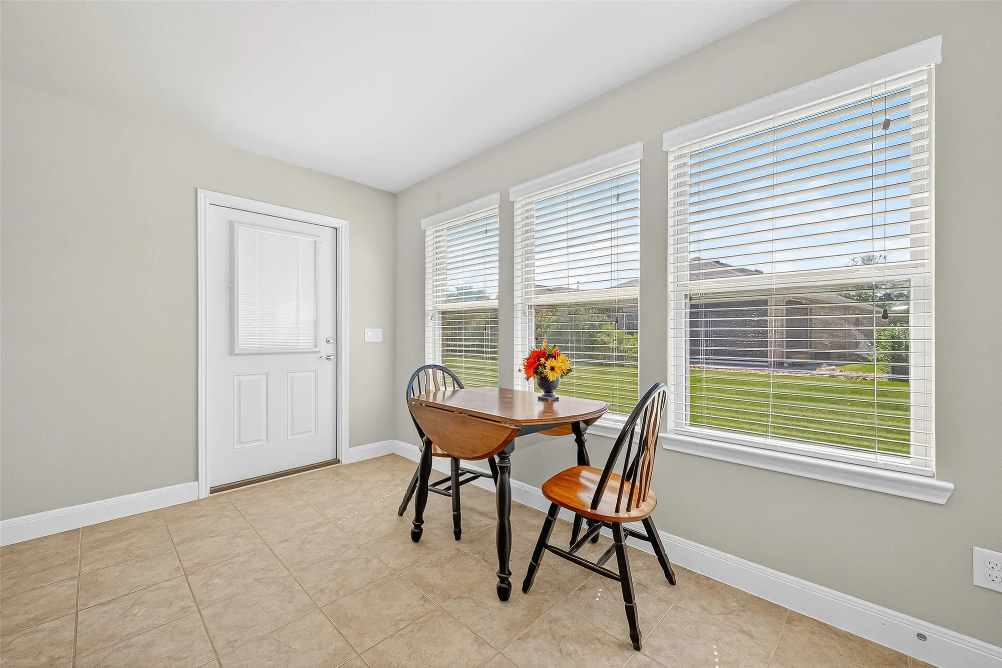 Property Slideshow image 17 of 47 | 2926 coral berry ct, Richmond, TX, 77469