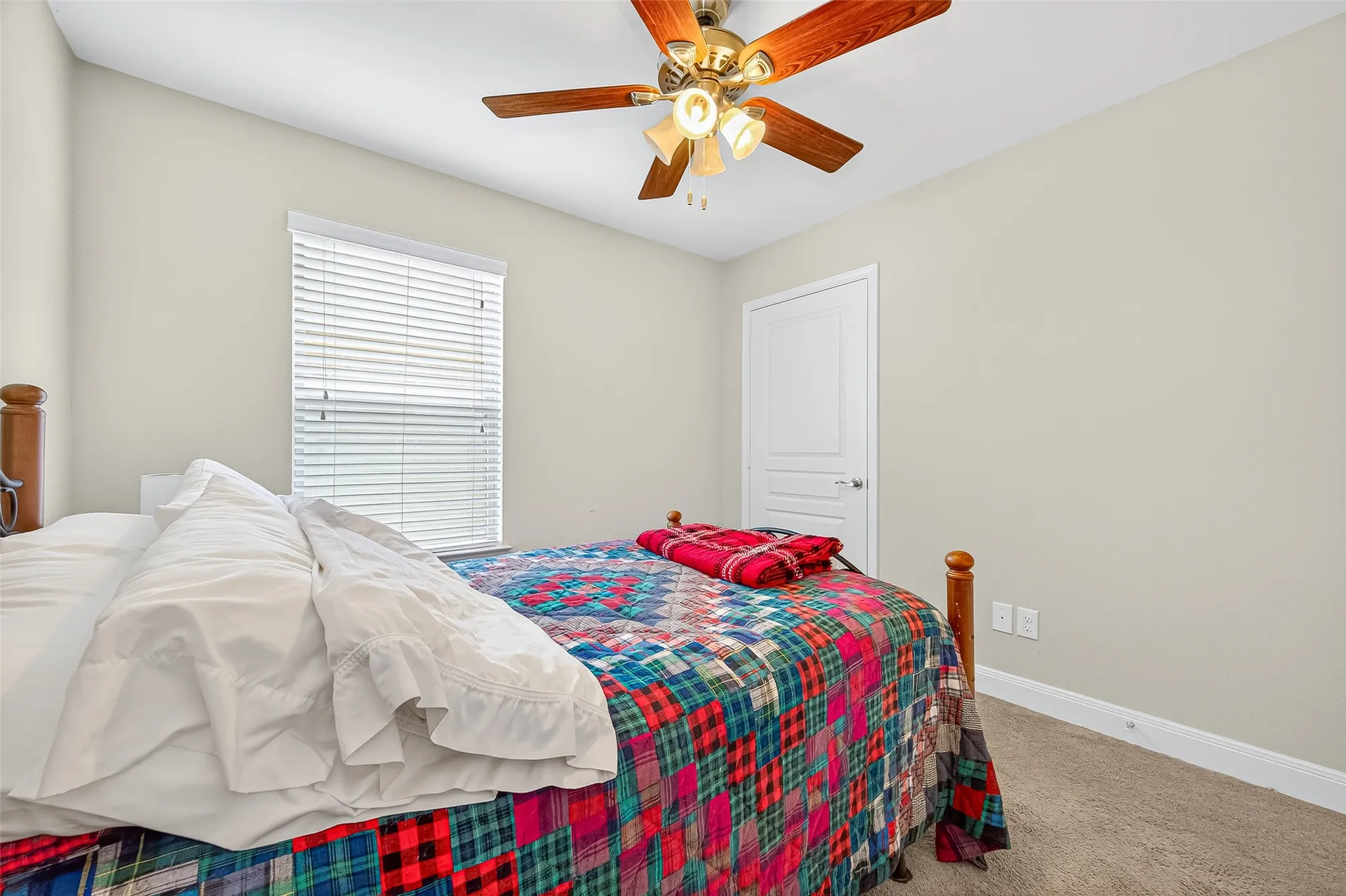 Property Slideshow image 34 of 47 | 2926 coral berry ct, Richmond, TX, 77469