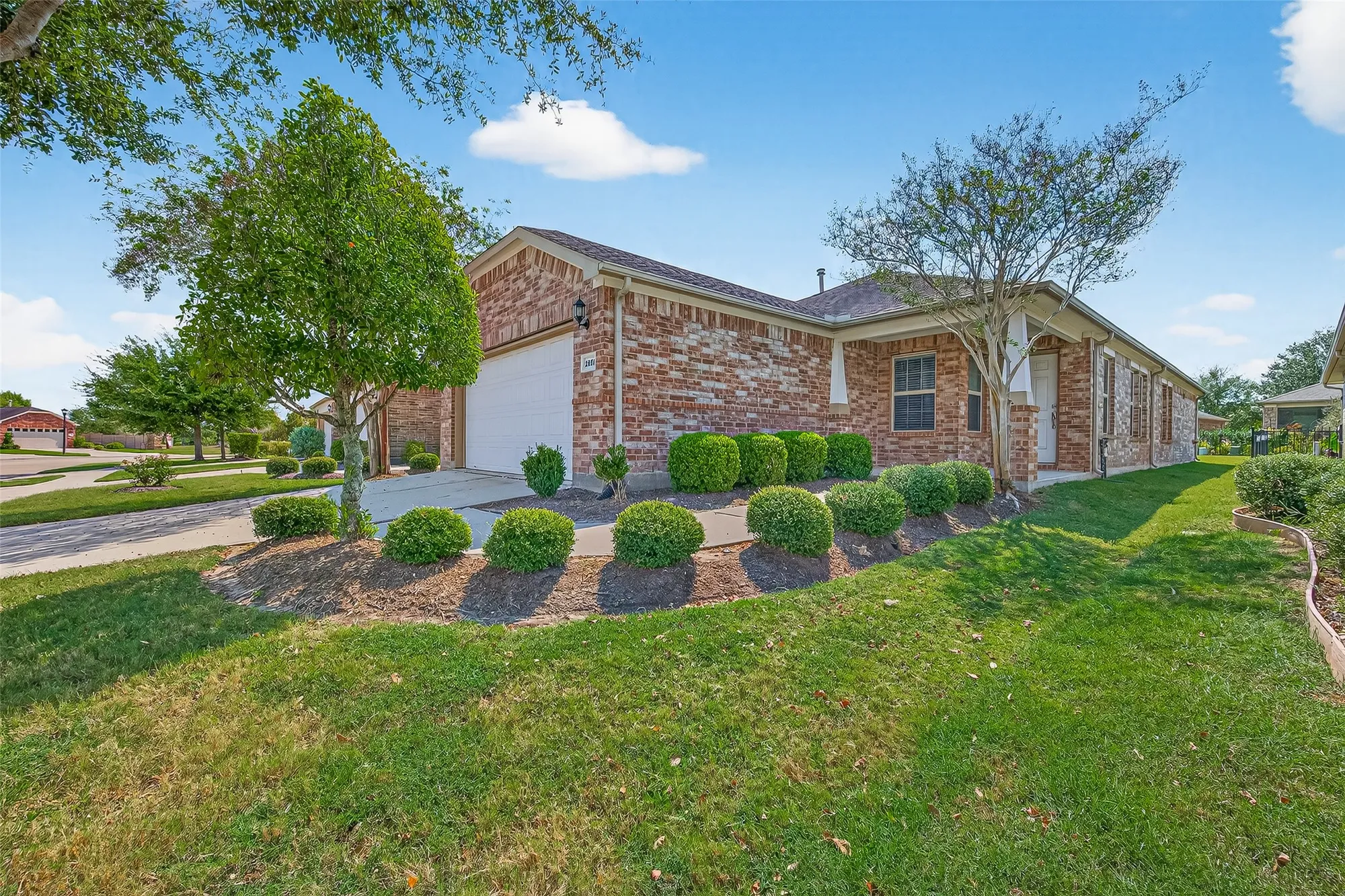 Property Slideshow image 4 of 47 | 2926 coral berry ct, Richmond, TX, 77469