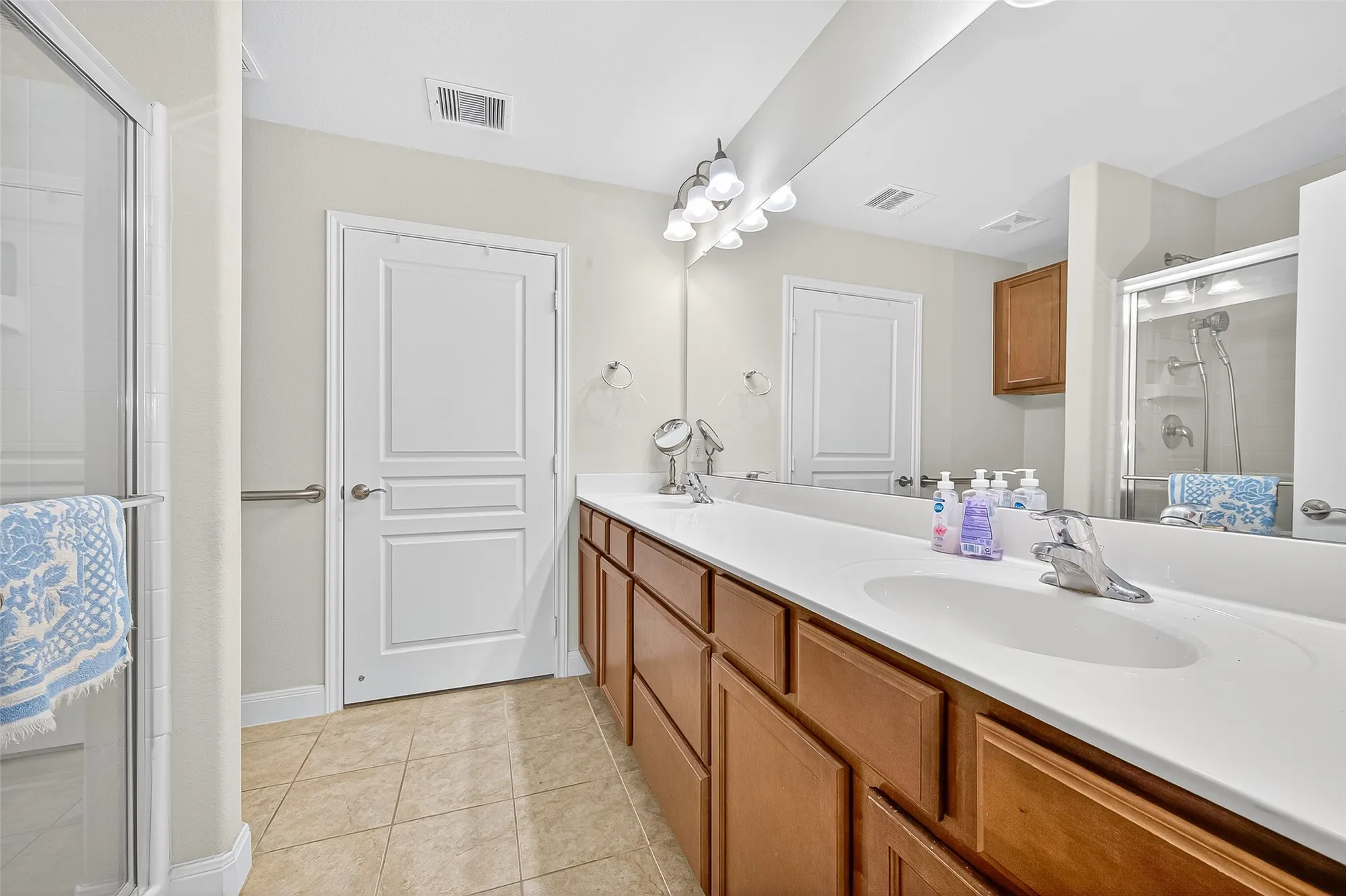 Property Slideshow image 41 of 47 | 2926 coral berry ct, Richmond, TX, 77469