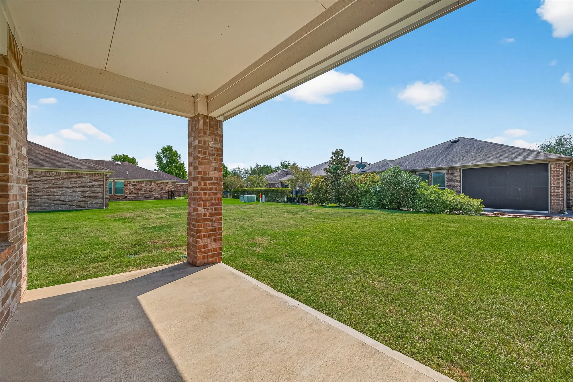 Property Slideshow image 42 of 47 | 2926 coral berry ct, Richmond, TX, 77469