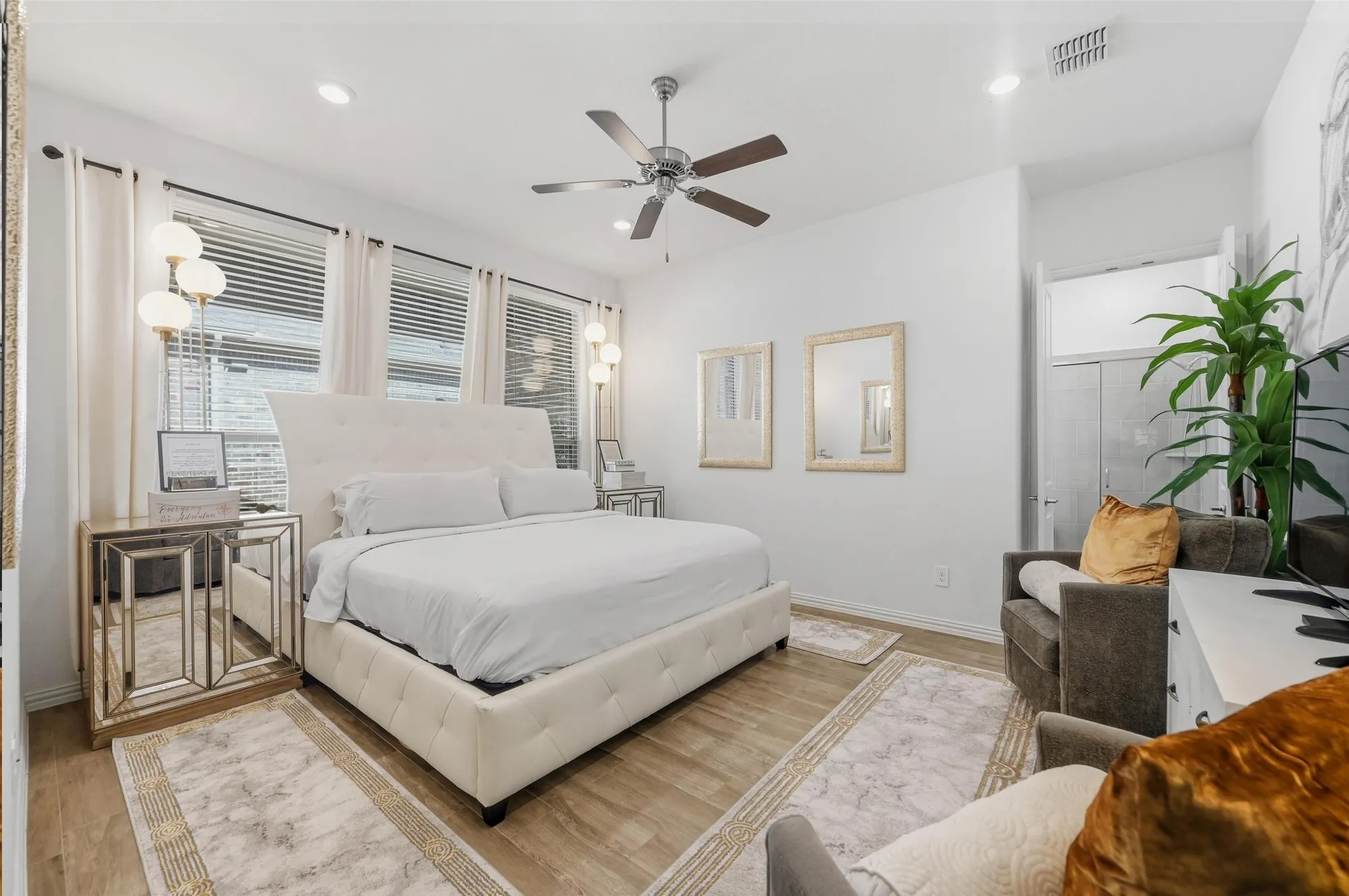 Property Slideshow image 10 of 34 | 1941 spotted fawn dr, Arlington, TX, 76005