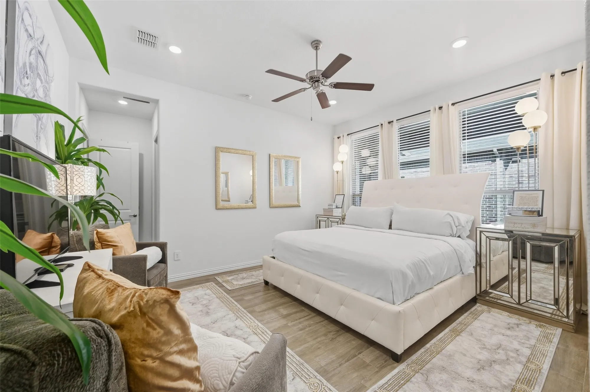 Property Slideshow image 11 of 34 | 1941 spotted fawn dr, Arlington, TX, 76005