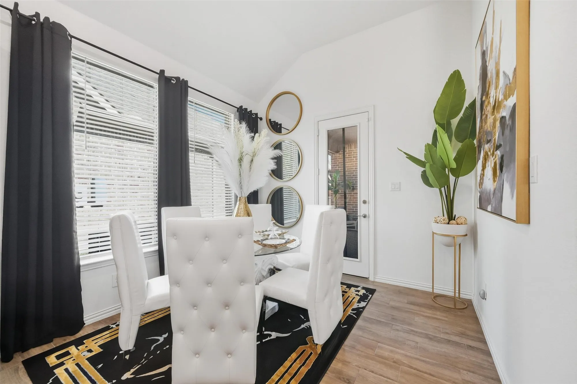 Property Slideshow image 9 of 34 | 1941 spotted fawn dr, Arlington, TX, 76005