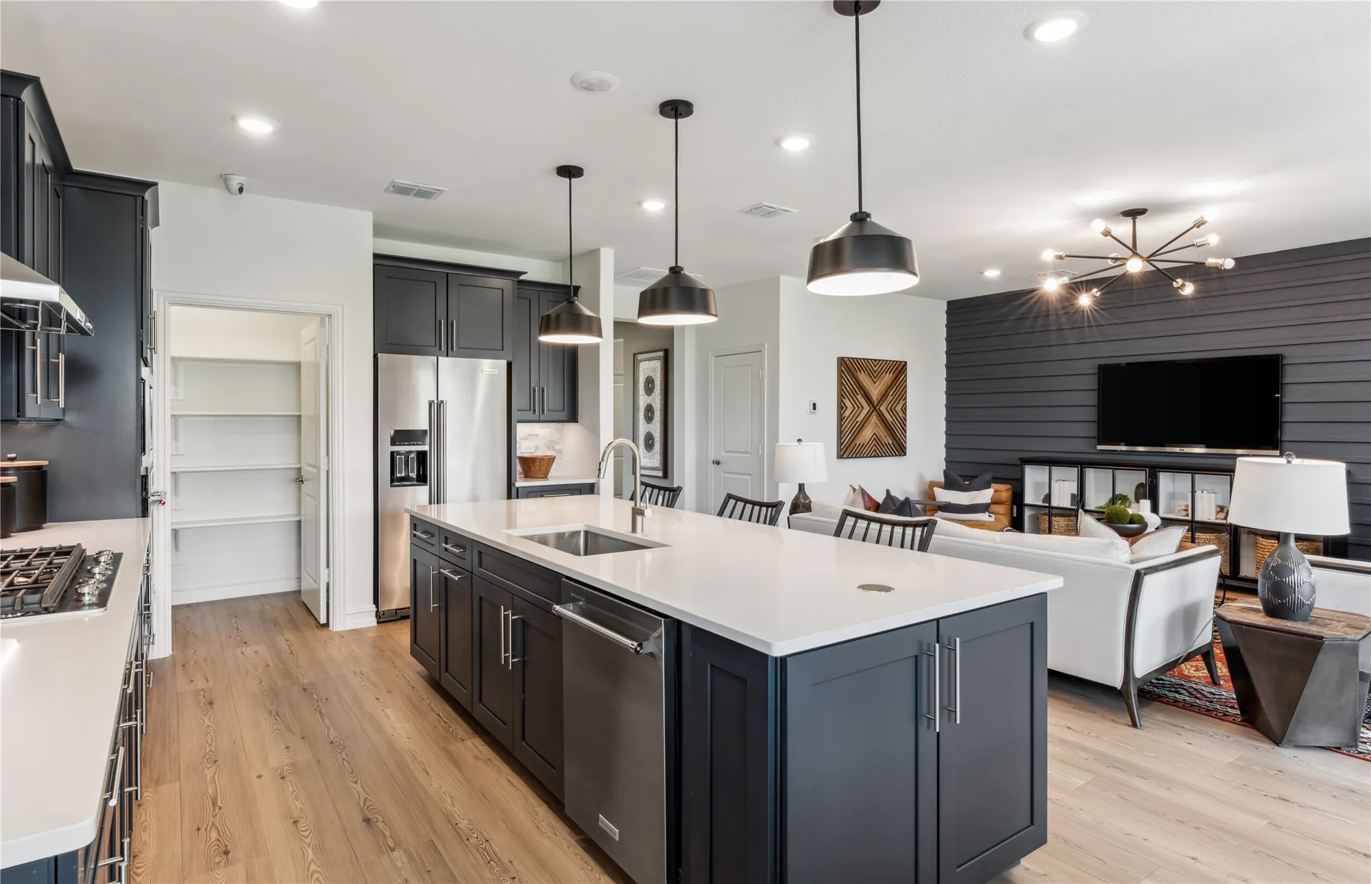 Property Slideshow image 4 of 12 | 904 cormorant dr, Mckinney, TX, 75071