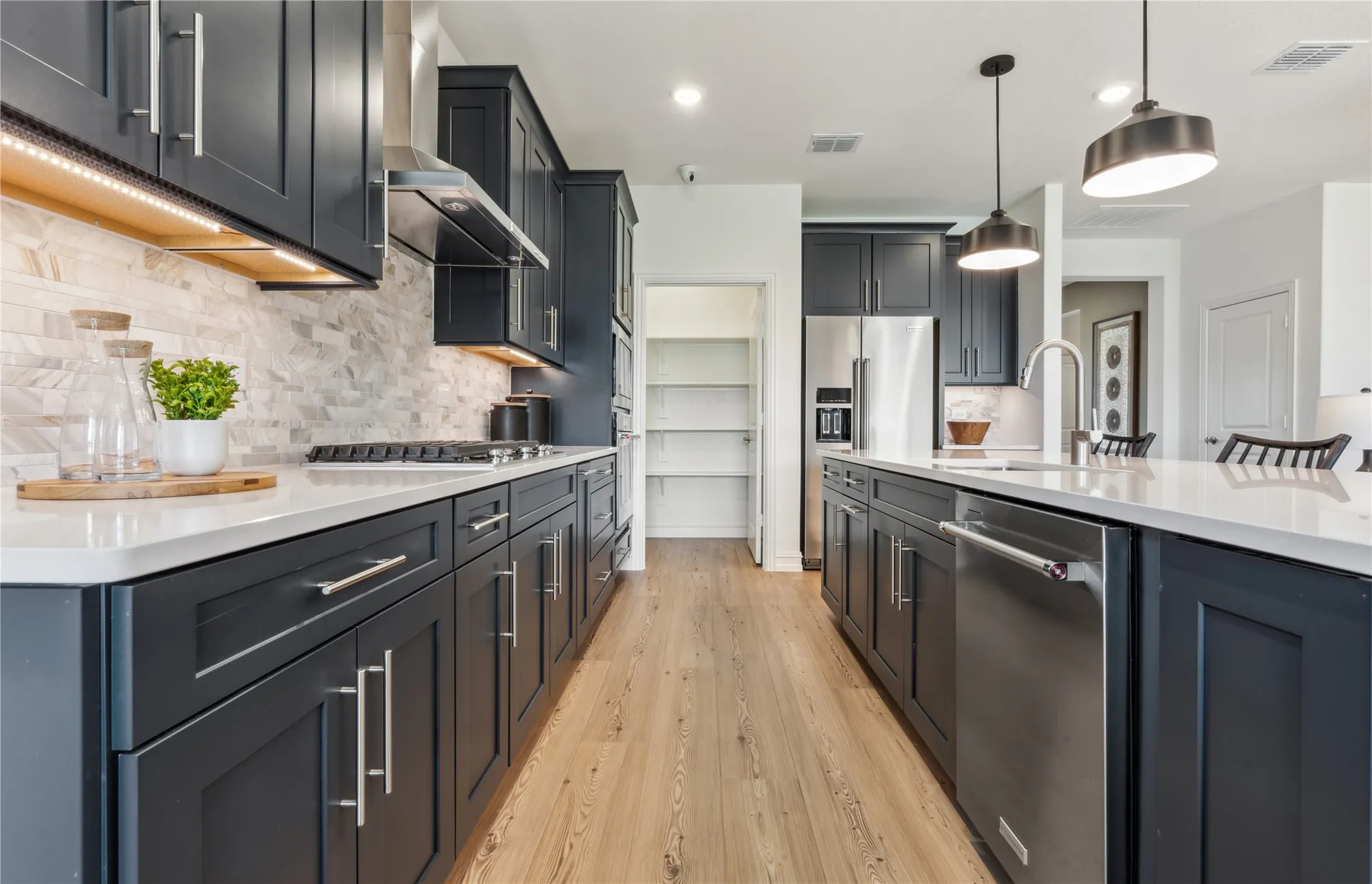 Property Slideshow image 6 of 12 | 904 cormorant dr, Mckinney, TX, 75071