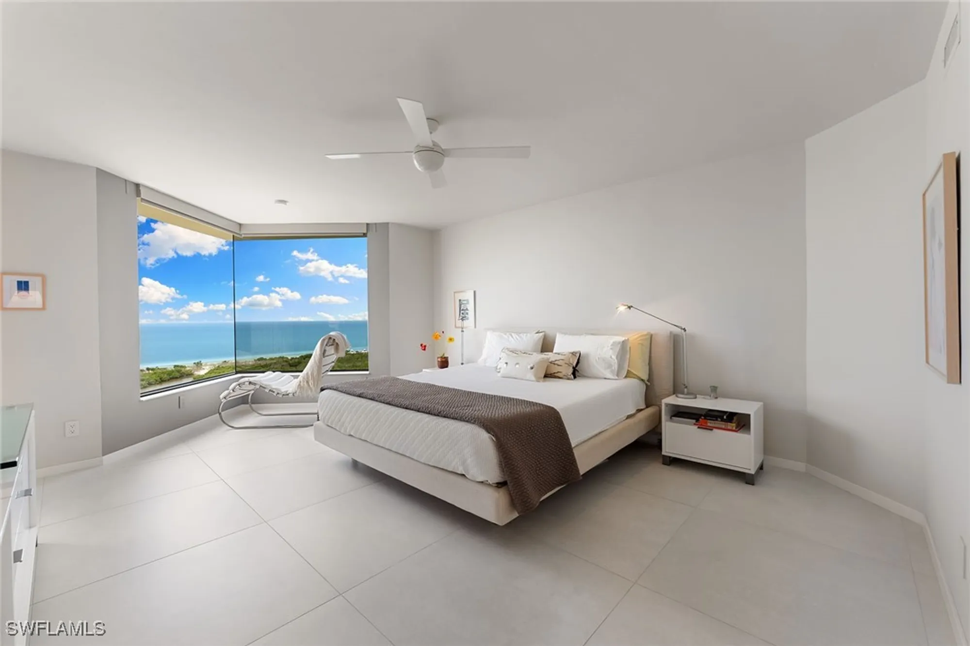 Property Slideshow image 17 of 41 | 5555 heron point dr 2001, Naples, FL, 34108